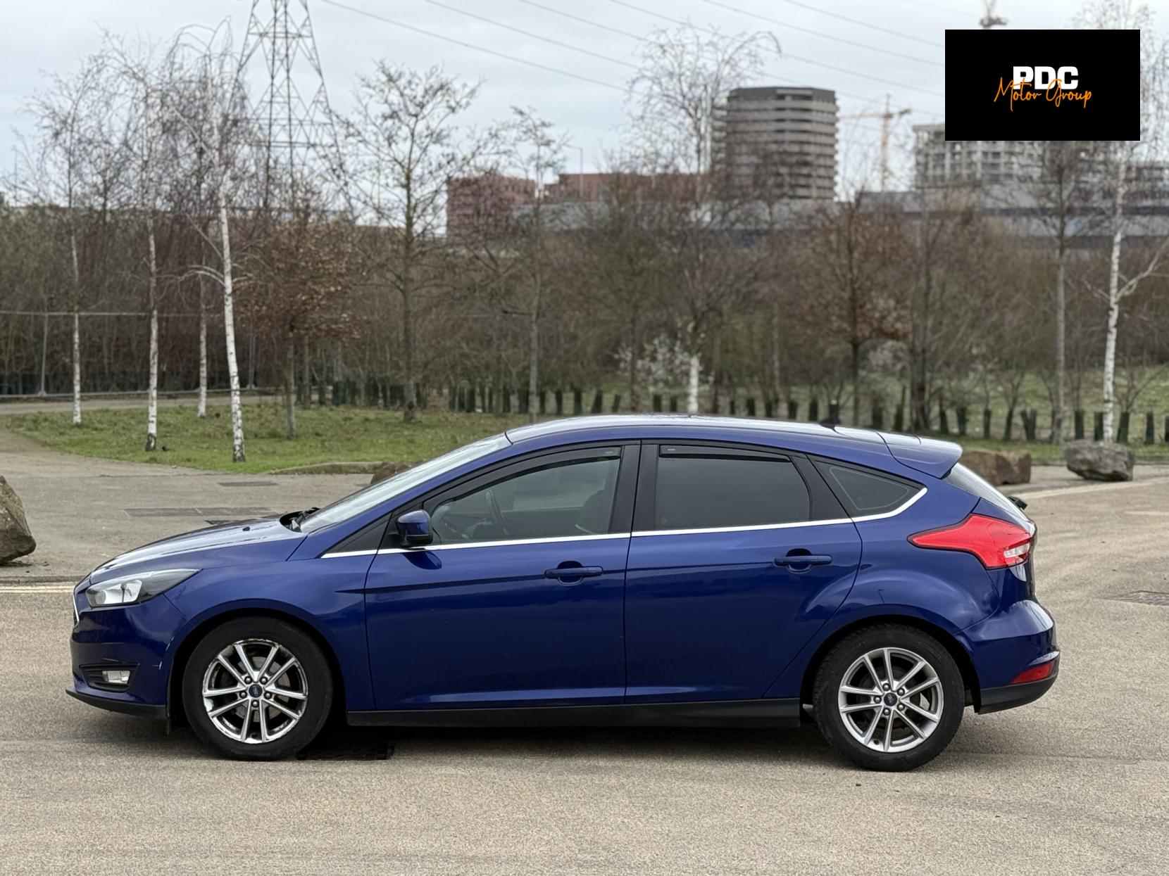 Ford Focus 1.6 Zetec Hatchback 5dr Petrol Powershift Euro 6 (125 ps)