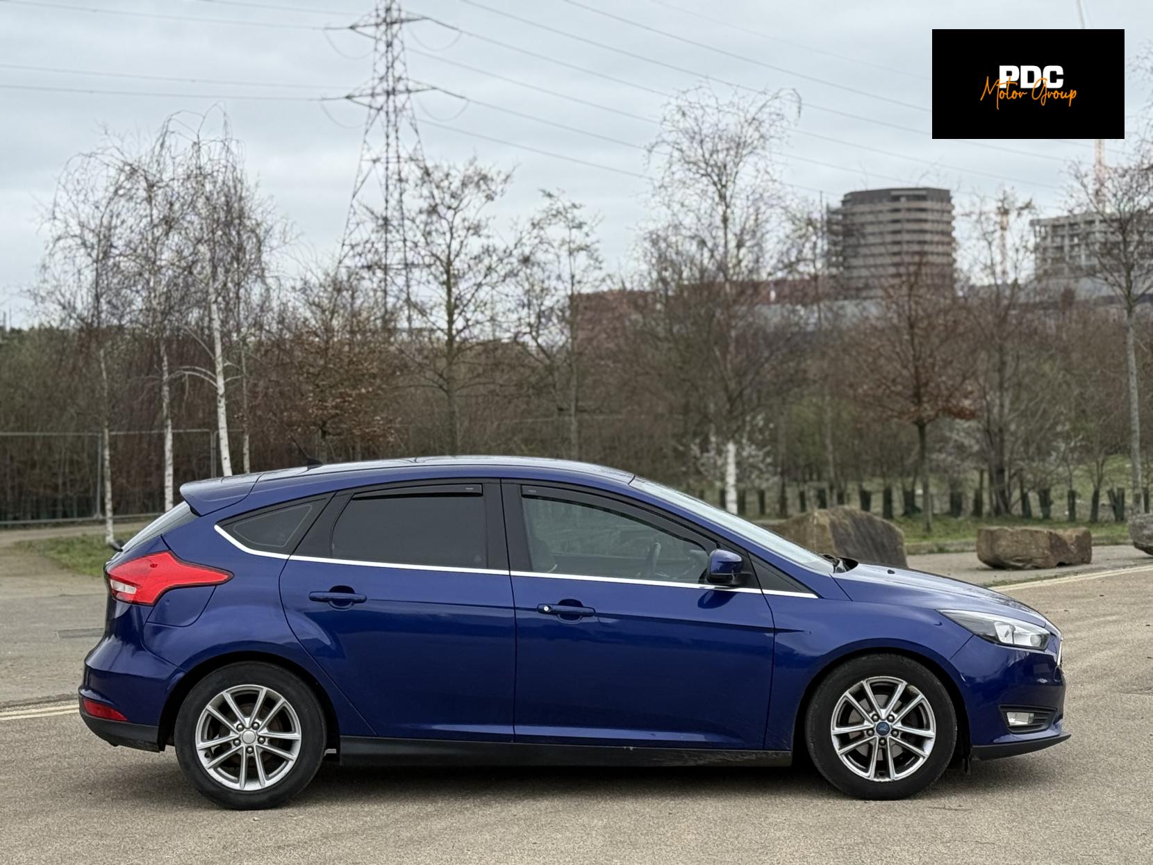 Ford Focus 1.6 Zetec Hatchback 5dr Petrol Powershift Euro 6 (125 ps)