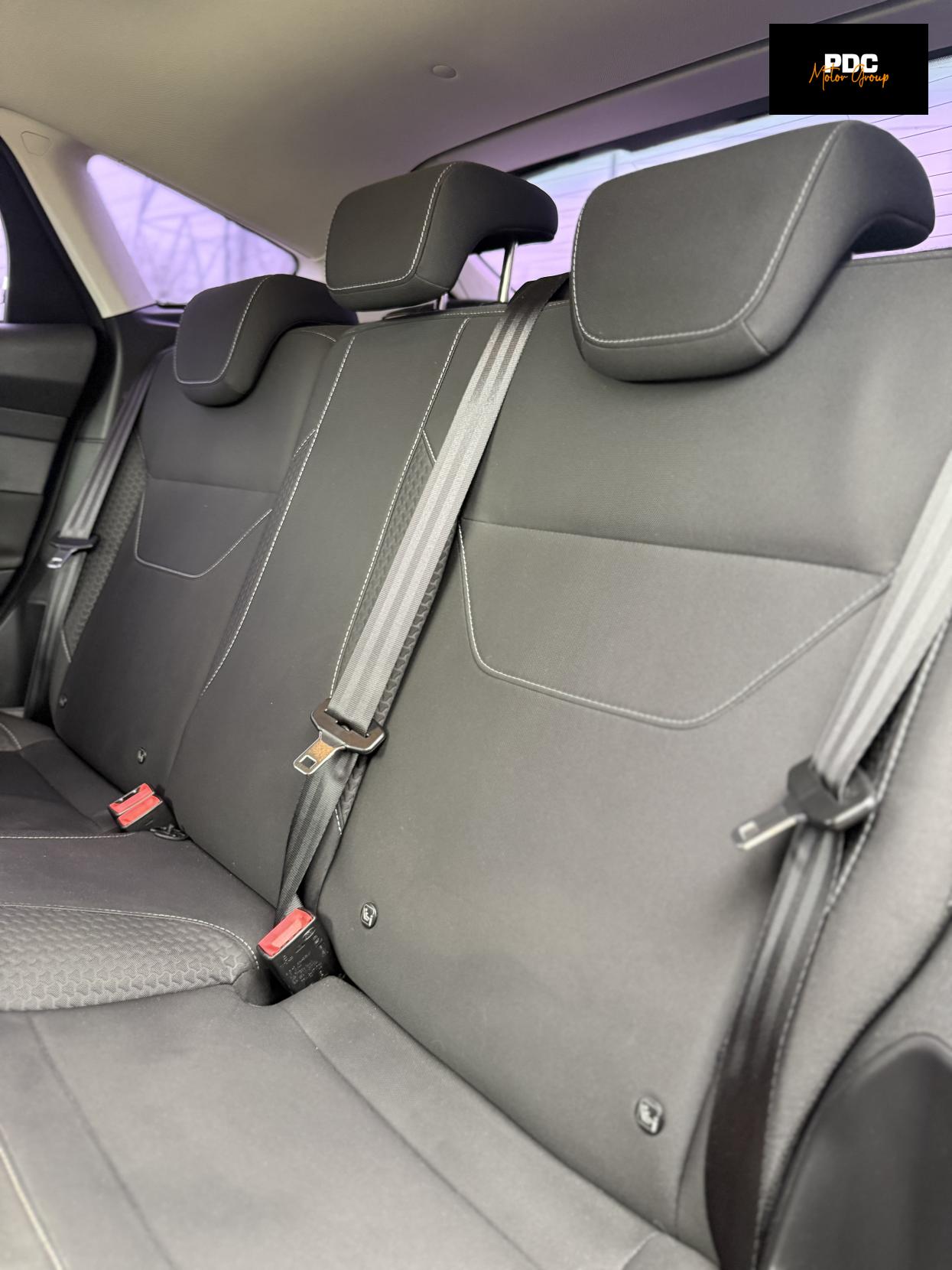 Ford Focus 1.6 Zetec Hatchback 5dr Petrol Powershift Euro 6 (125 ps)