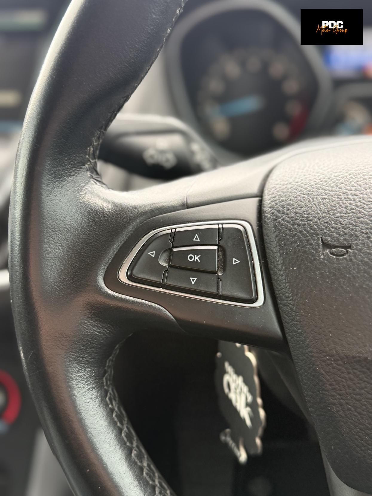 Ford Focus 1.6 Zetec Hatchback 5dr Petrol Powershift Euro 6 (125 ps)