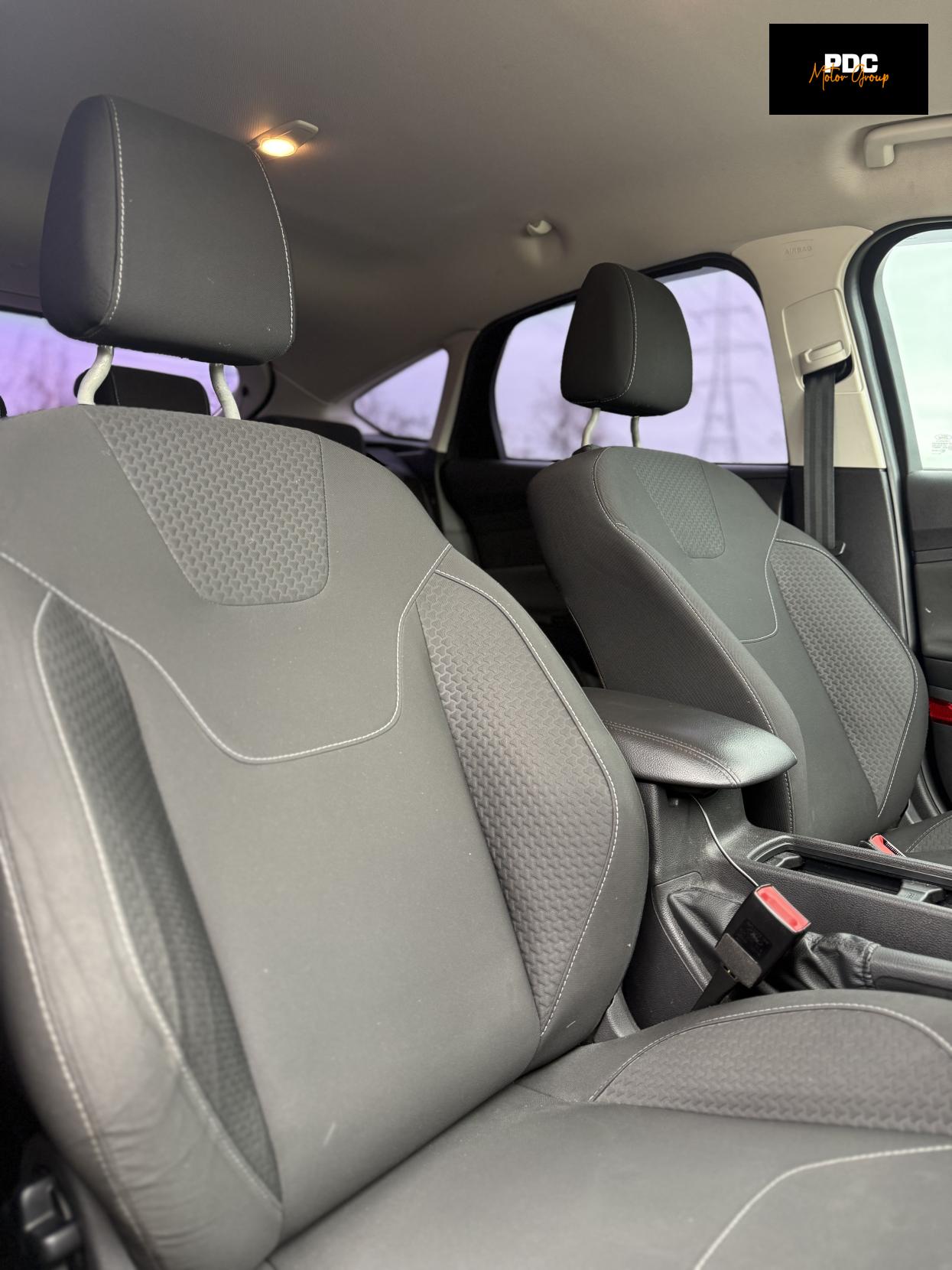 Ford Focus 1.6 Zetec Hatchback 5dr Petrol Powershift Euro 6 (125 ps)