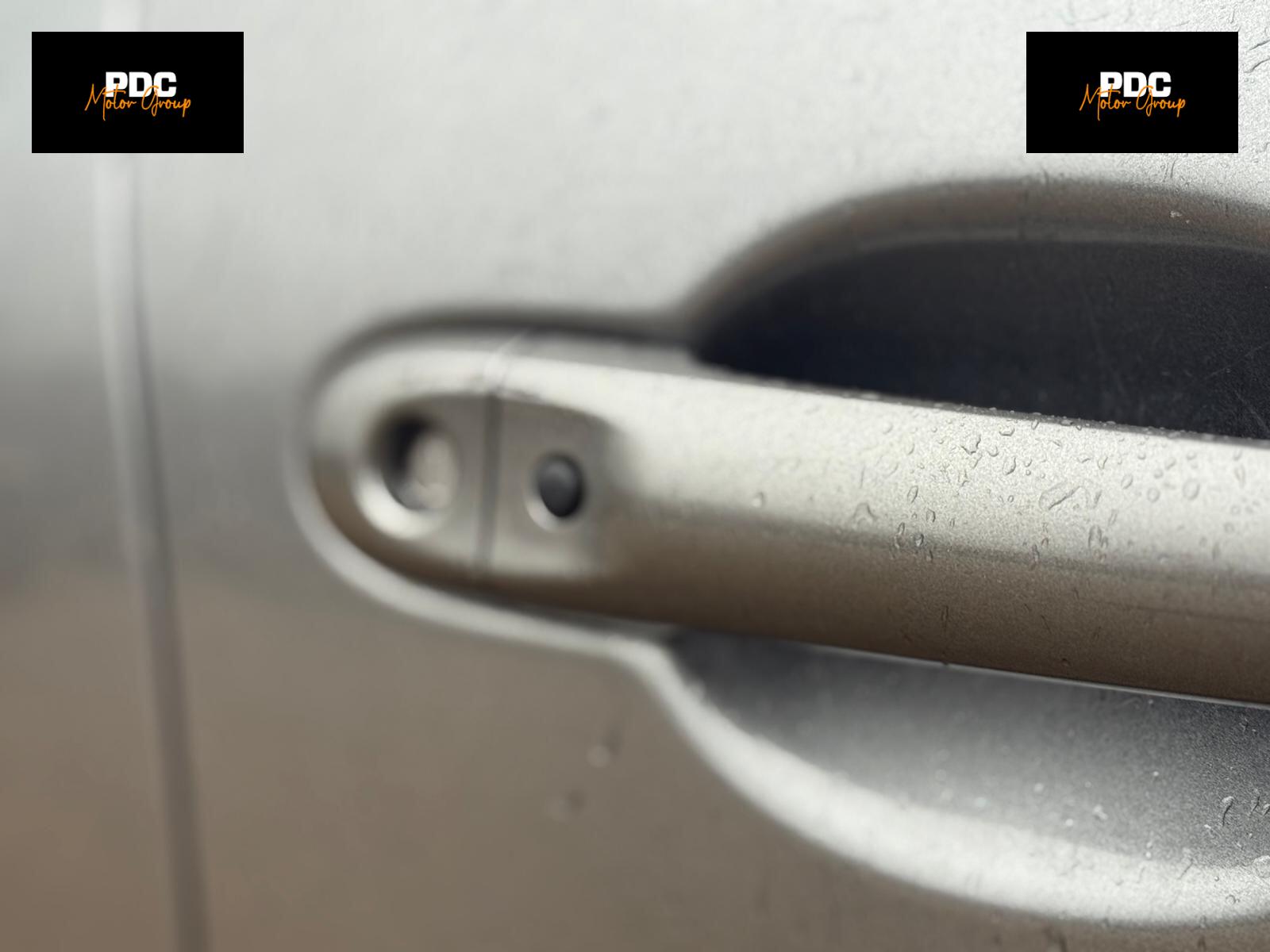 Nissan Juke 1.6 Tekna XTRON Euro 6 5dr