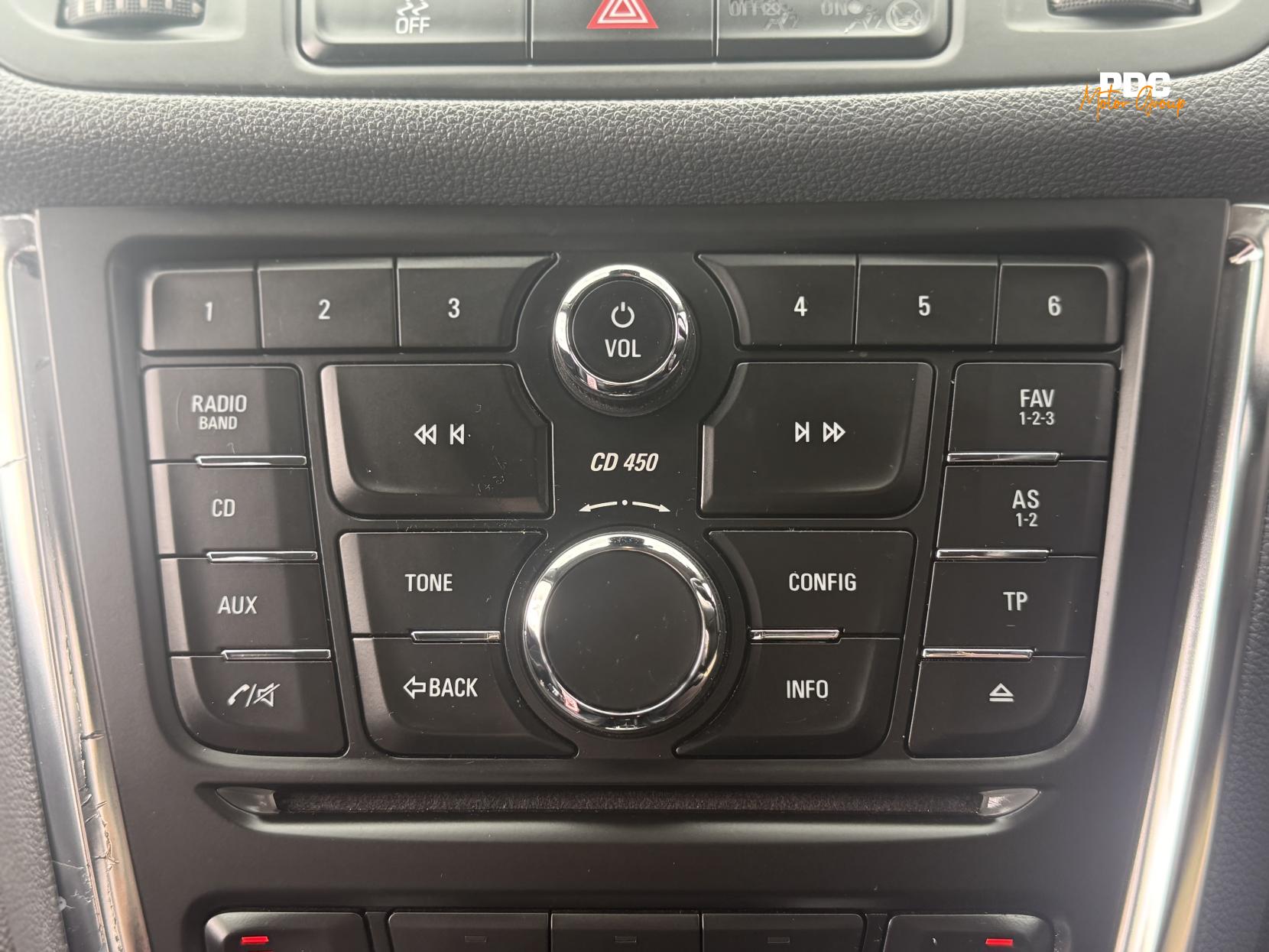 Vauxhall Mokka 1.4i Turbo SE SUV 5dr Petrol Auto 2WD Euro 6 (140 ps)