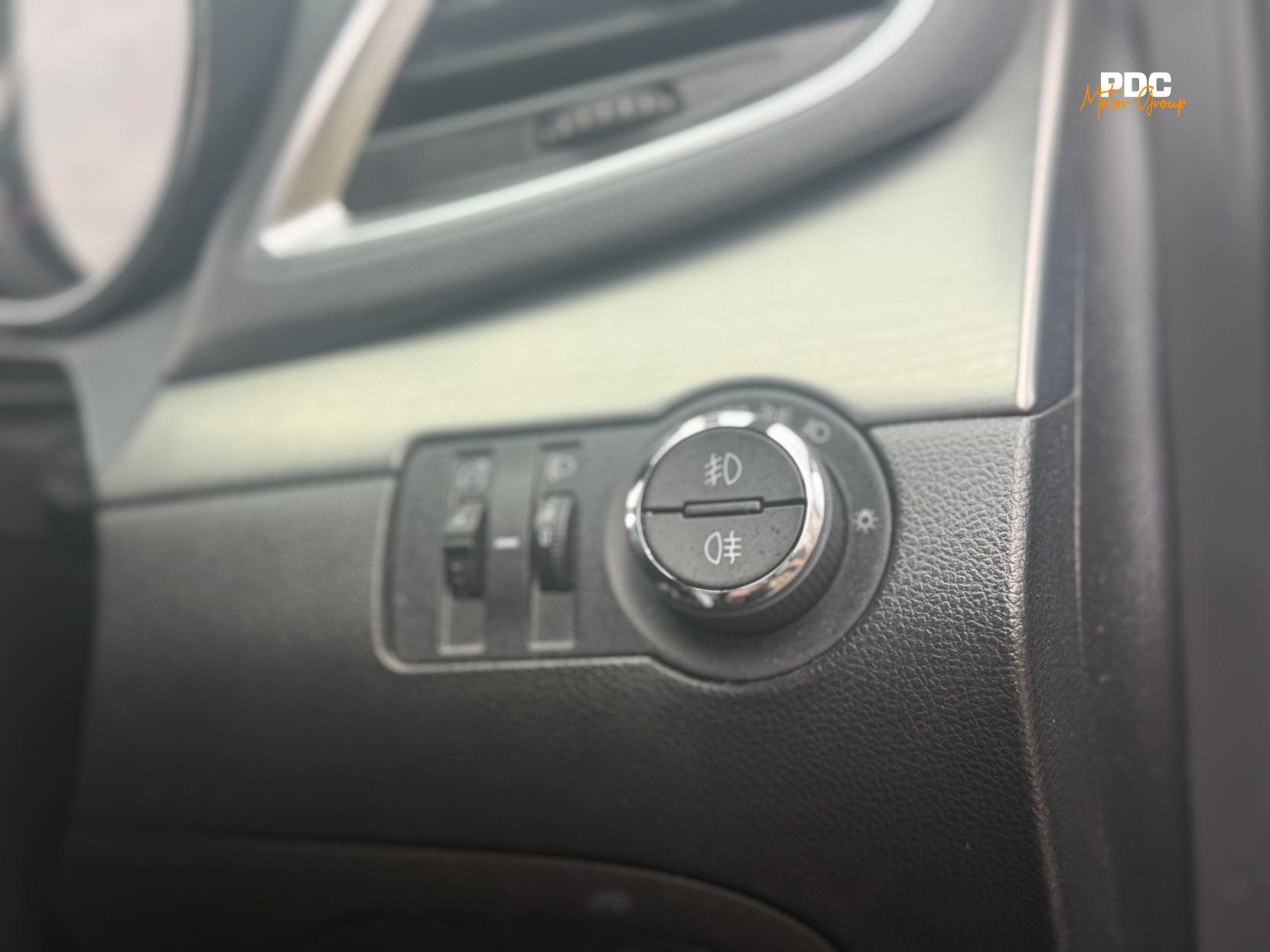 Vauxhall Mokka 1.4i Turbo SE SUV 5dr Petrol Auto 2WD Euro 6 (140 ps)