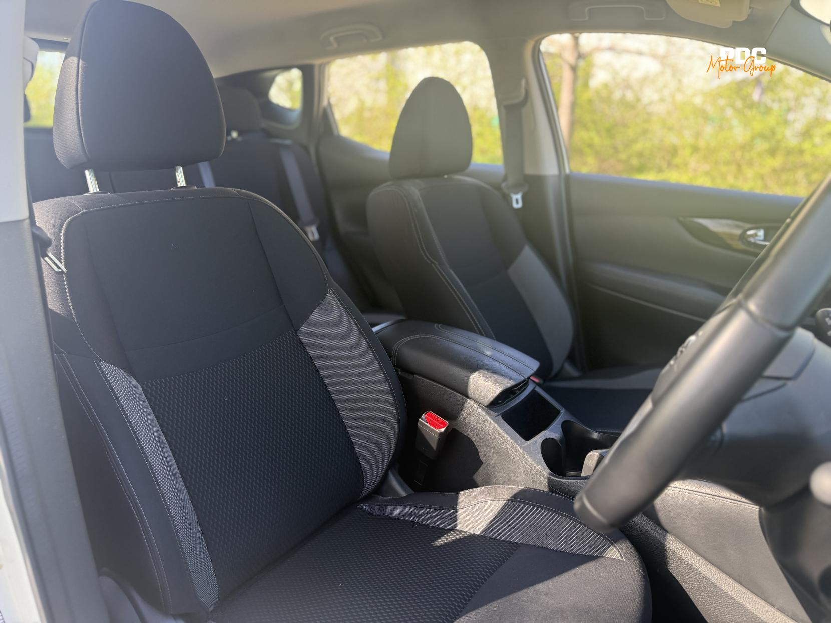 Nissan Qashqai 1.3 DIG-T Acenta Premium SUV 5dr Petrol DCT Auto Euro 6 (s/s) (160 ps)