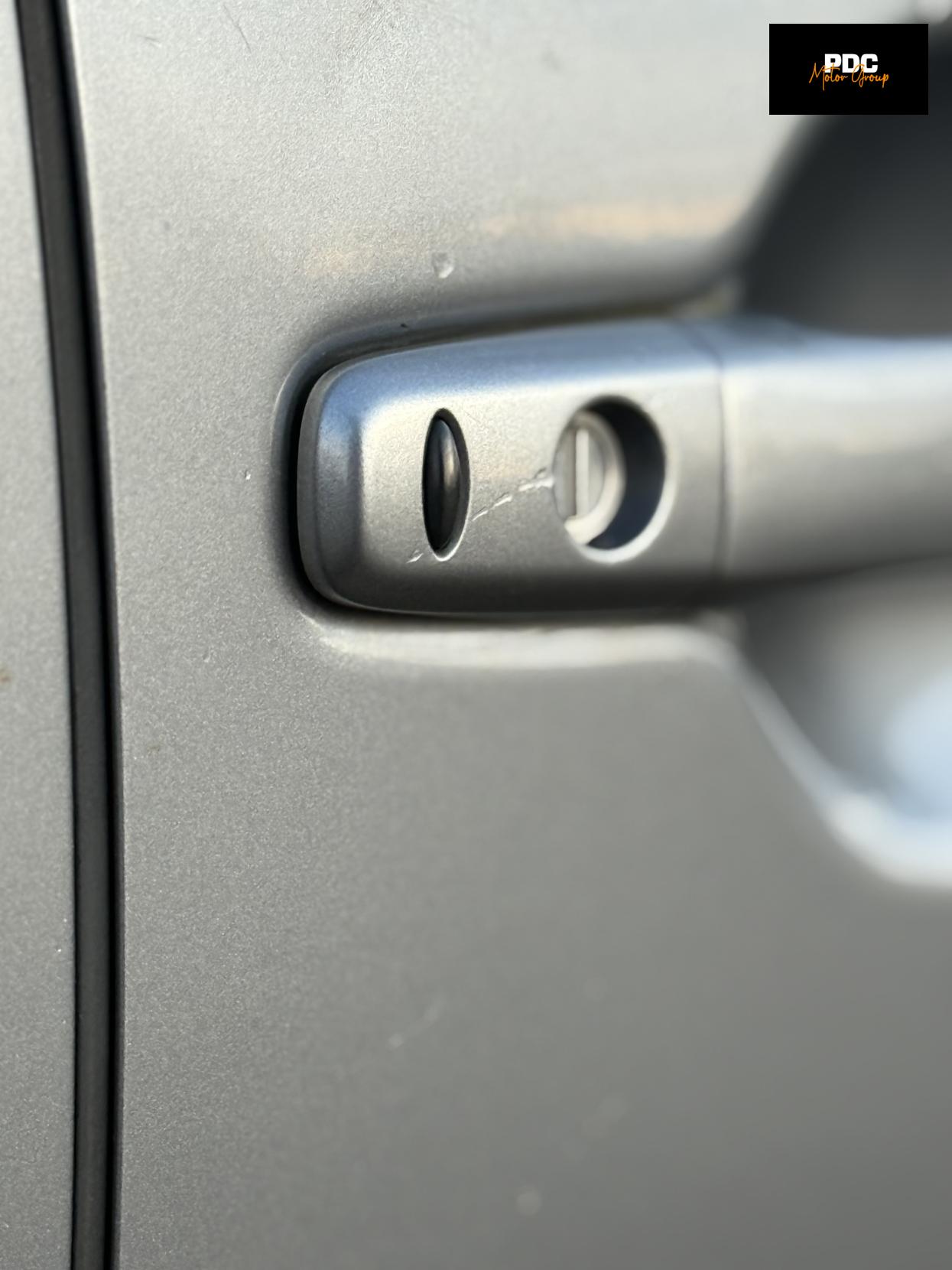 Mitsubishi Outlander 2.0h 12kWh 5hs SUV 5dr Petrol Plug-in Hybrid CVT 4WD Euro 6 (s/s) (200 ps)