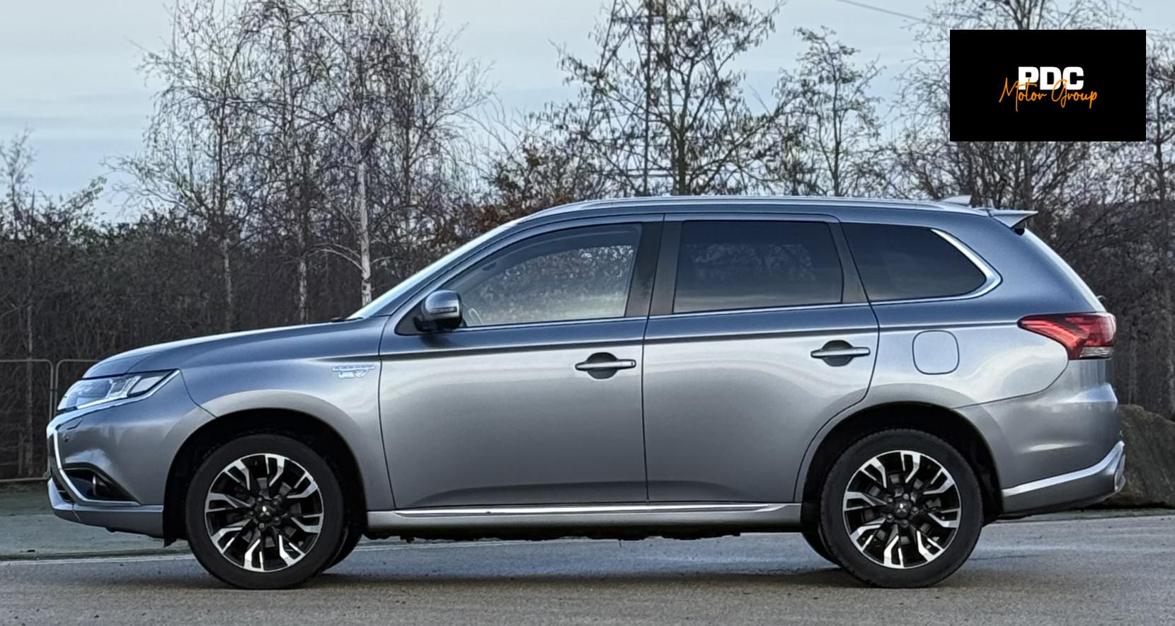 Mitsubishi Outlander 2.0h 12kWh 5hs SUV 5dr Petrol Plug-in Hybrid CVT 4WD Euro 6 (s/s) (200 ps)