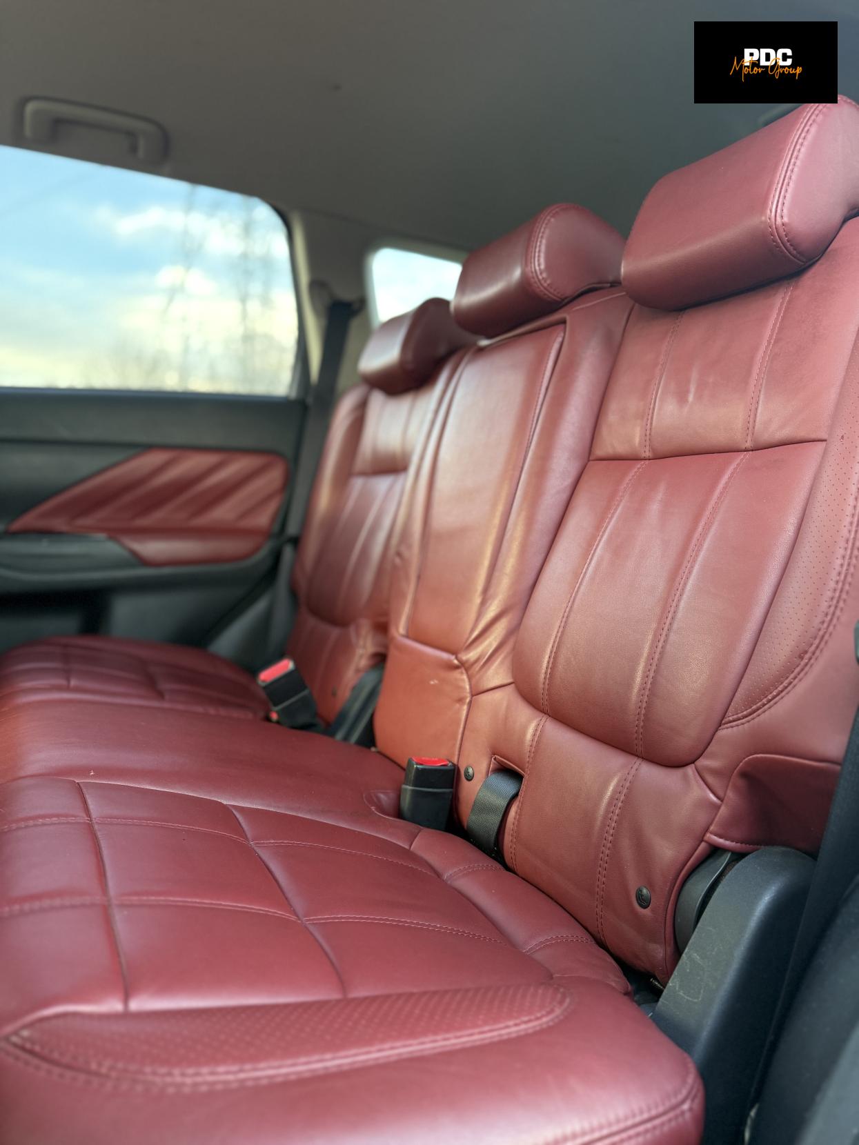 Mitsubishi Outlander 2.0h 12kWh 5hs SUV 5dr Petrol Plug-in Hybrid CVT 4WD Euro 6 (s/s) (200 ps)