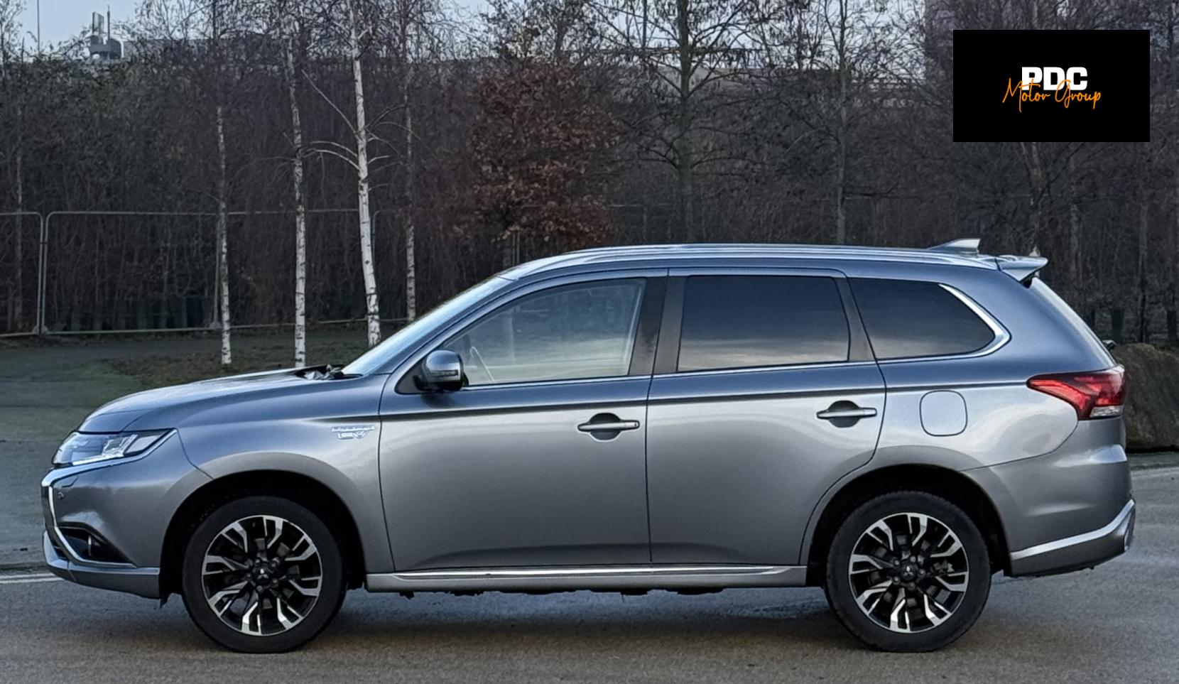 Mitsubishi Outlander 2.0h 12kWh 5hs SUV 5dr Petrol Plug-in Hybrid CVT 4WD Euro 6 (s/s) (200 ps)