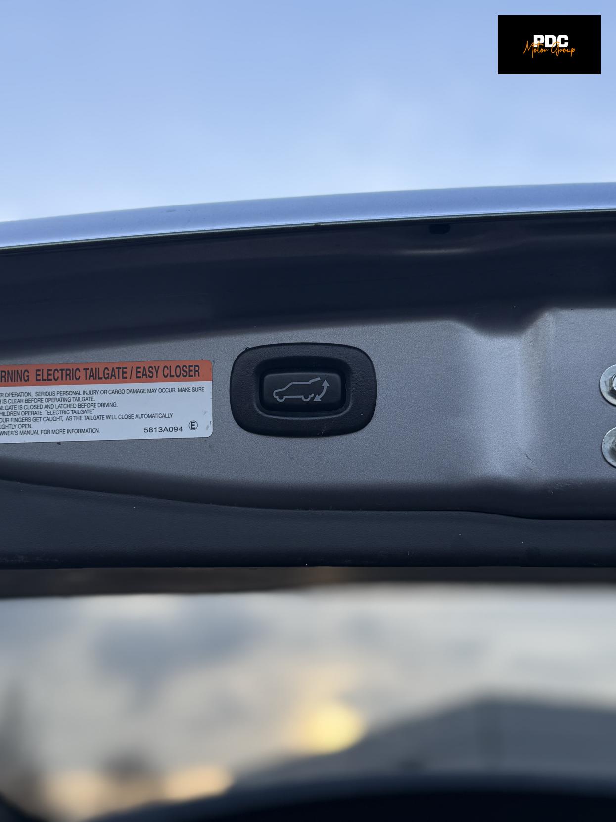 Mitsubishi Outlander 2.0h 12kWh 5hs SUV 5dr Petrol Plug-in Hybrid CVT 4WD Euro 6 (s/s) (200 ps)