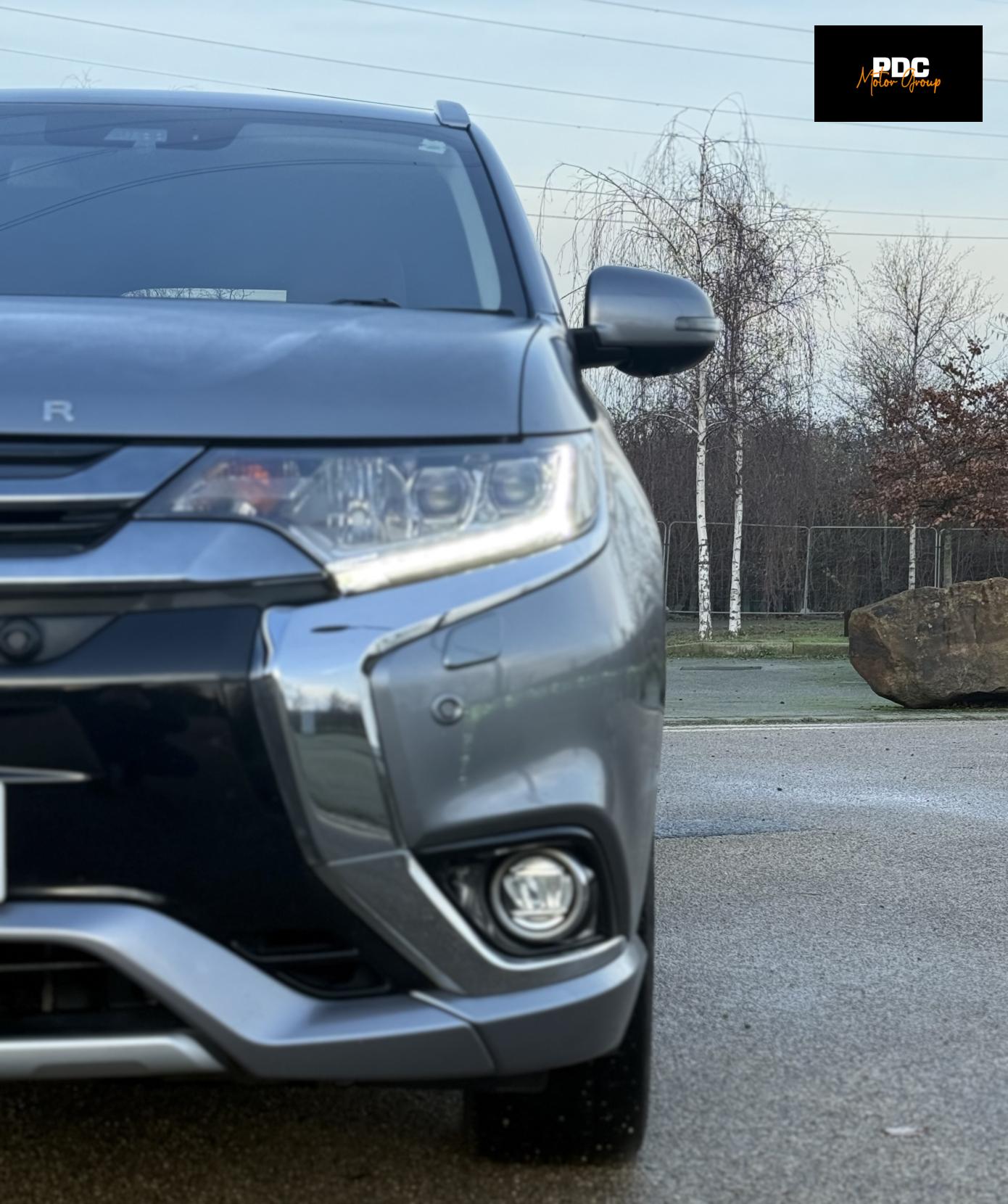 Mitsubishi Outlander 2.0h 12kWh 5hs SUV 5dr Petrol Plug-in Hybrid CVT 4WD Euro 6 (s/s) (200 ps)