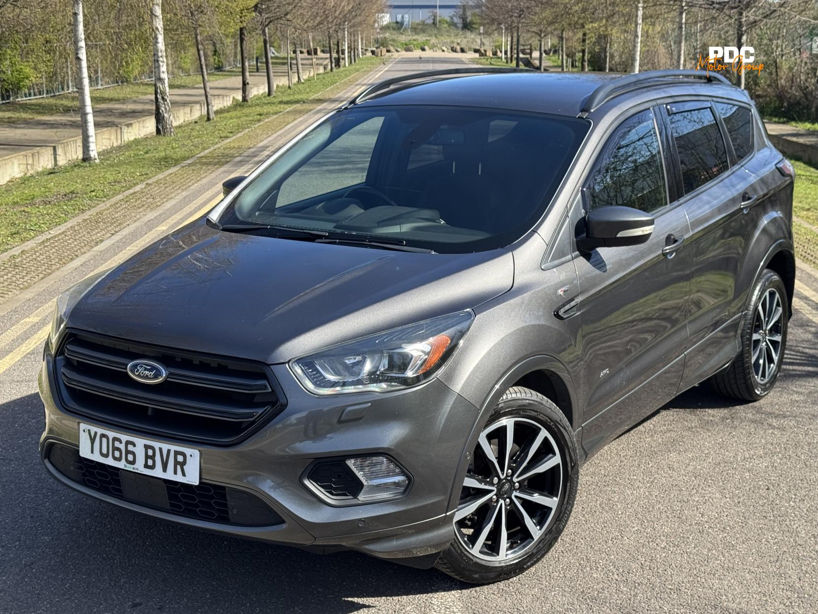Ford Kuga 2.0 TDCi ST-Line SUV 5dr Diesel Powershift AWD Euro 6 (s/s) (180 ps)