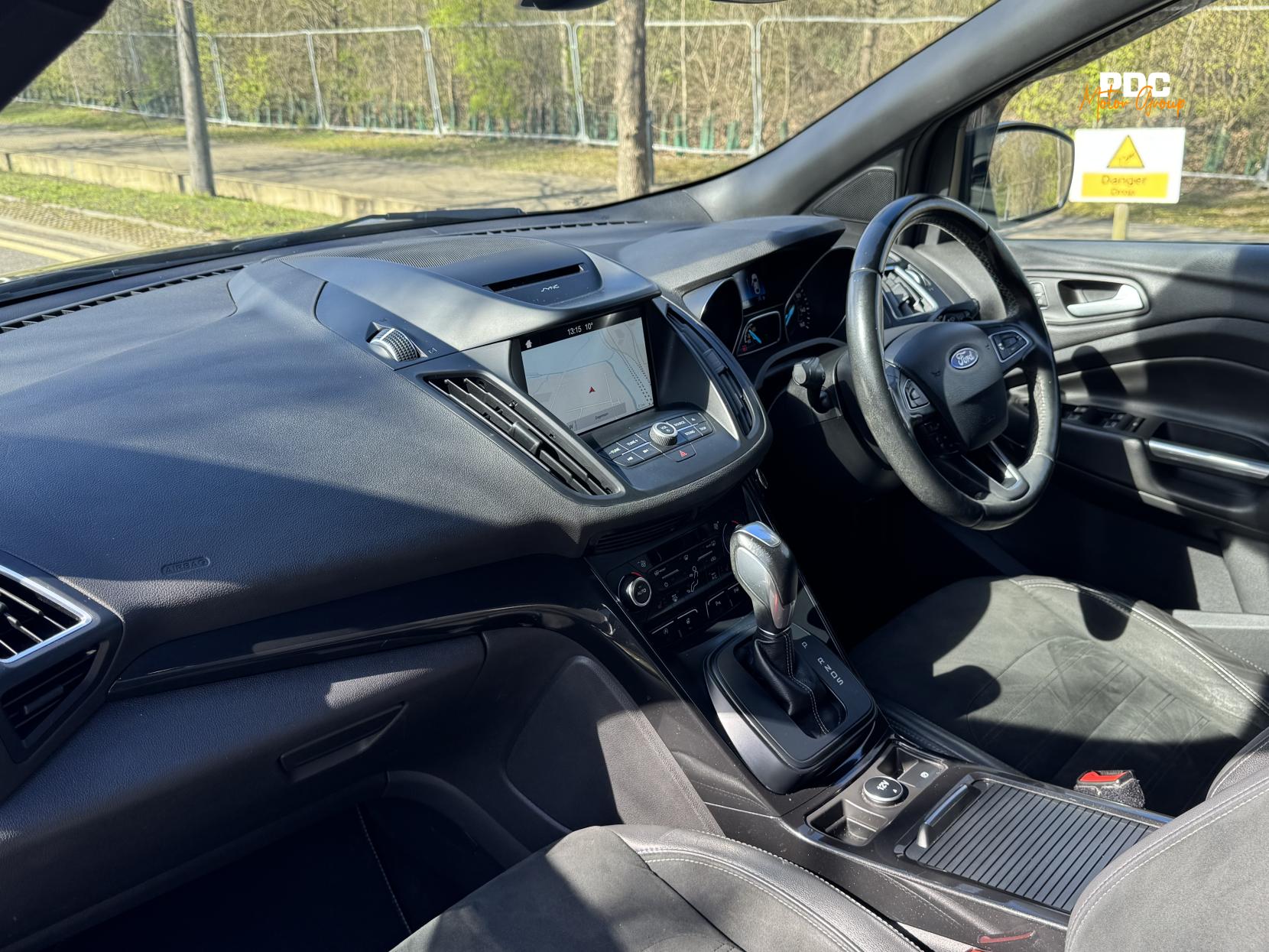 Ford Kuga 2.0 TDCi ST-Line SUV 5dr Diesel Powershift AWD Euro 6 (s/s) (180 ps)