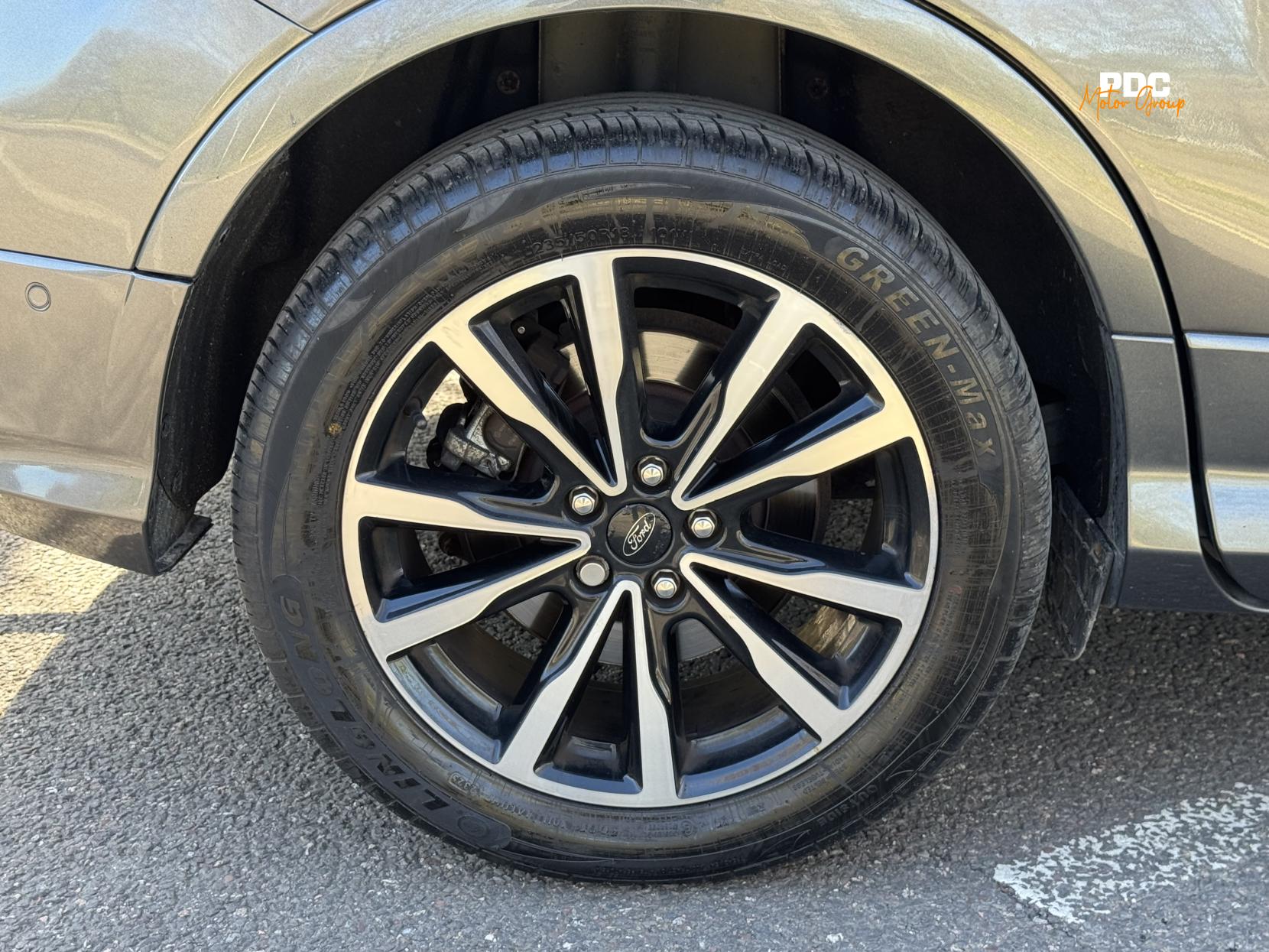 Ford Kuga 2.0 TDCi ST-Line SUV 5dr Diesel Powershift AWD Euro 6 (s/s) (180 ps)