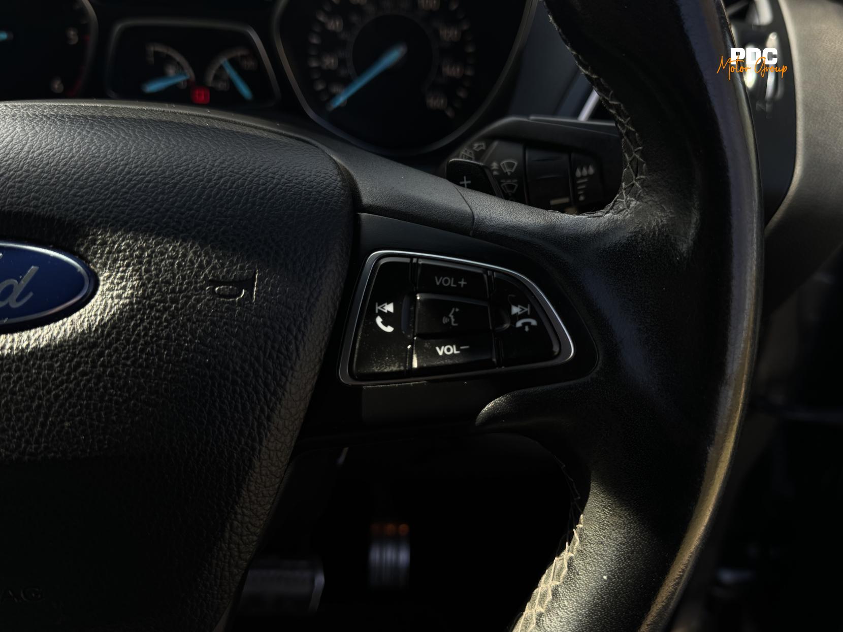 Ford Kuga 2.0 TDCi ST-Line SUV 5dr Diesel Powershift AWD Euro 6 (s/s) (180 ps)