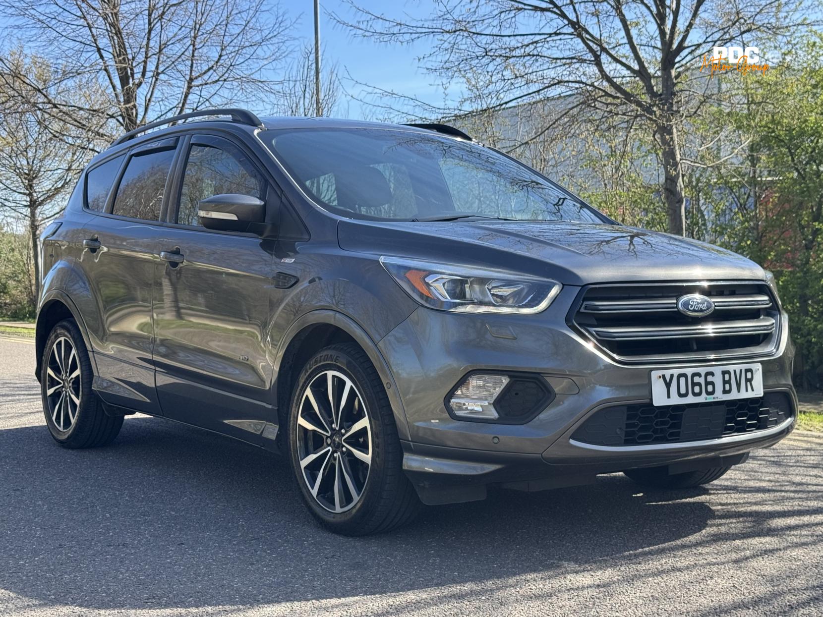 Ford Kuga 2.0 TDCi ST-Line SUV 5dr Diesel Powershift AWD Euro 6 (s/s) (180 ps)