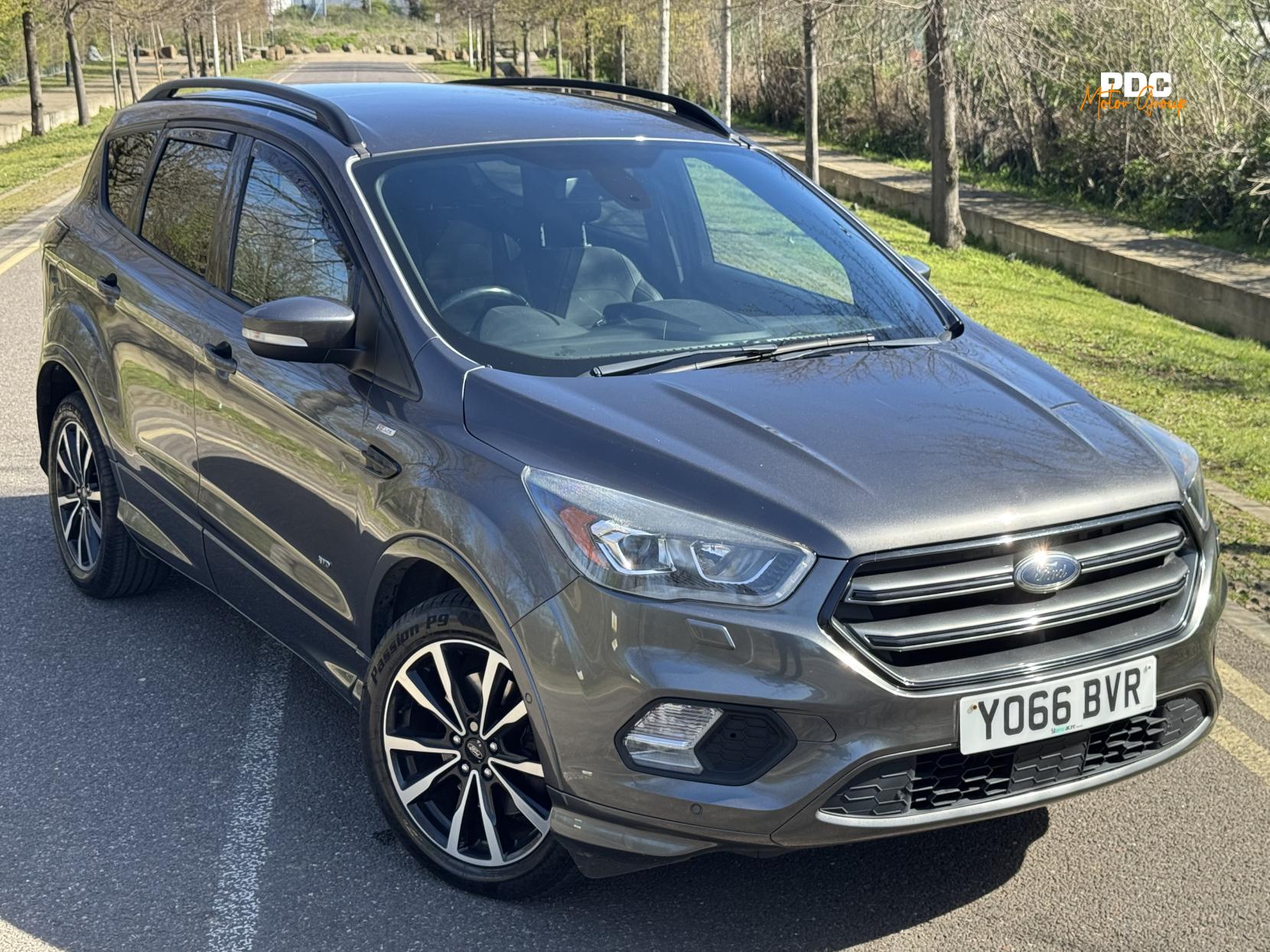 Ford Kuga 2.0 TDCi ST-Line SUV 5dr Diesel Powershift AWD Euro 6 (s/s) (180 ps)