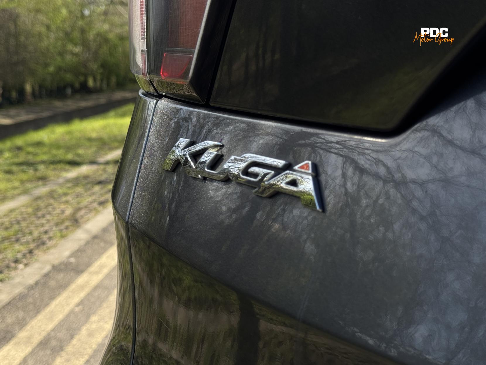 Ford Kuga 2.0 TDCi ST-Line SUV 5dr Diesel Powershift AWD Euro 6 (s/s) (180 ps)