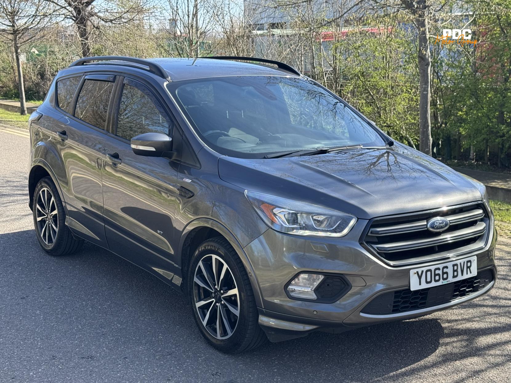 Ford Kuga 2.0 TDCi ST-Line SUV 5dr Diesel Powershift AWD Euro 6 (s/s) (180 ps)