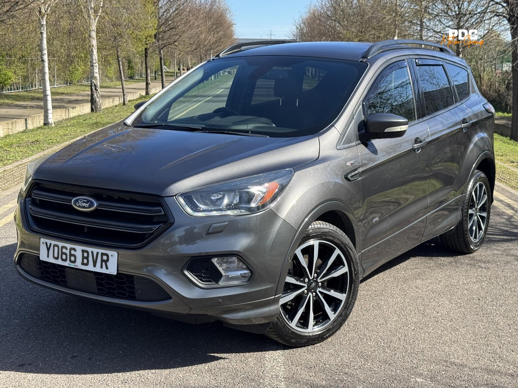Ford Kuga 2.0 TDCi ST-Line SUV 5dr Diesel Powershift AWD Euro 6 (s/s) (180 ps)