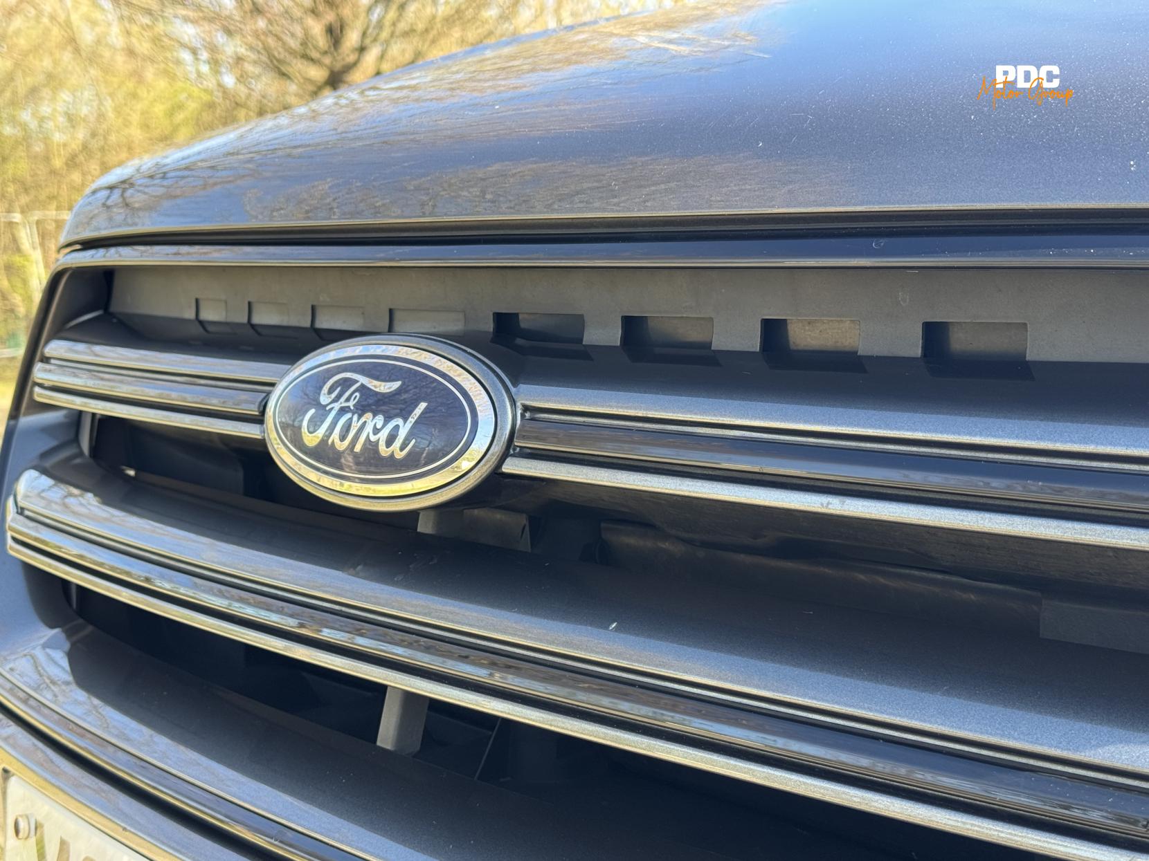 Ford Kuga 2.0 TDCi ST-Line SUV 5dr Diesel Powershift AWD Euro 6 (s/s) (180 ps)