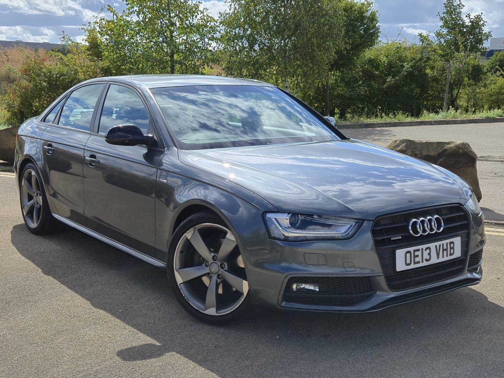 Audi A4 2.0 TFSI Black Edition Saloon 4dr Petrol S Tronic quattro Euro 5 (s/s) (211 ps)