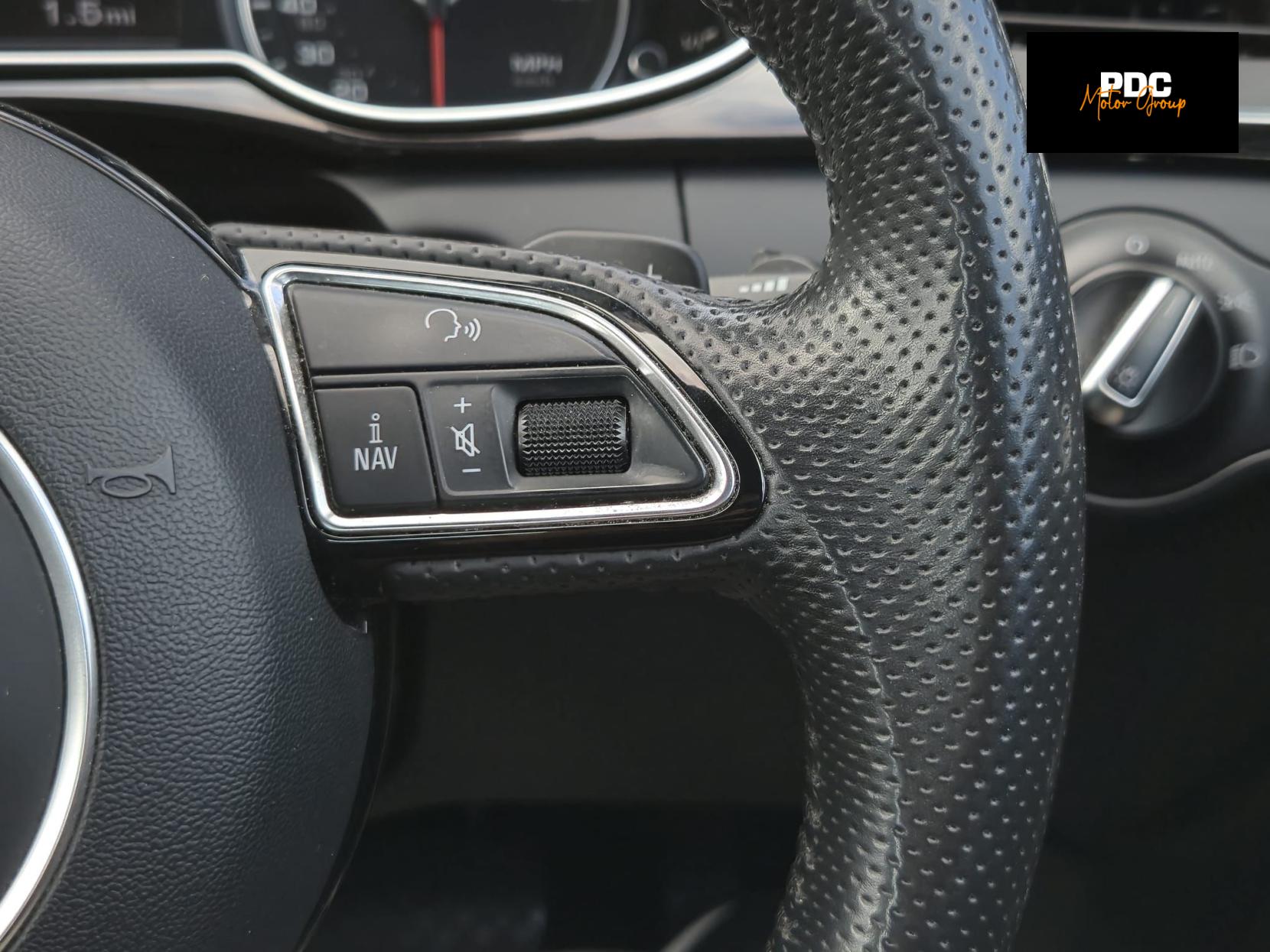 Audi A4 2.0 TFSI Black Edition Saloon 4dr Petrol S Tronic quattro Euro 5 (s/s) (211 ps)