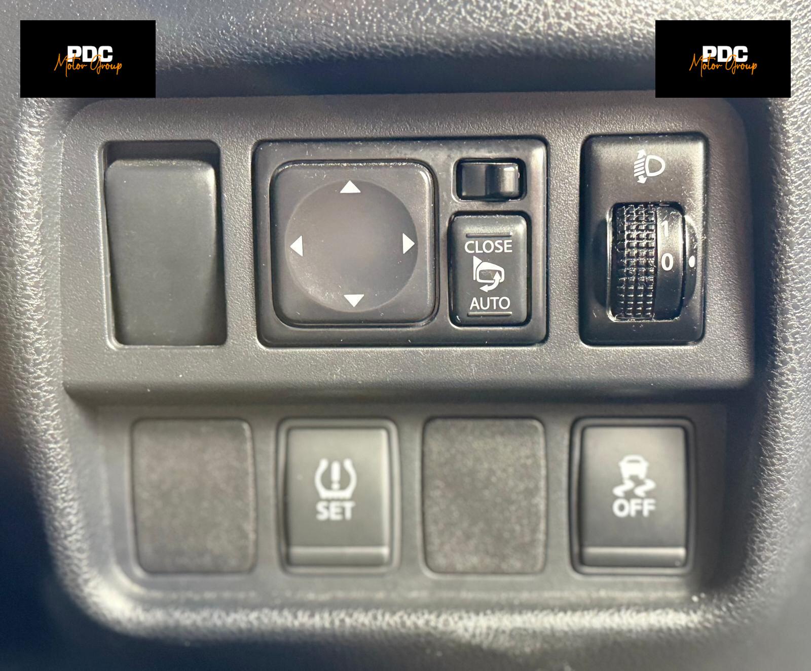 Nissan Juke 1.6 N-Connecta XTRON Euro 6 5dr