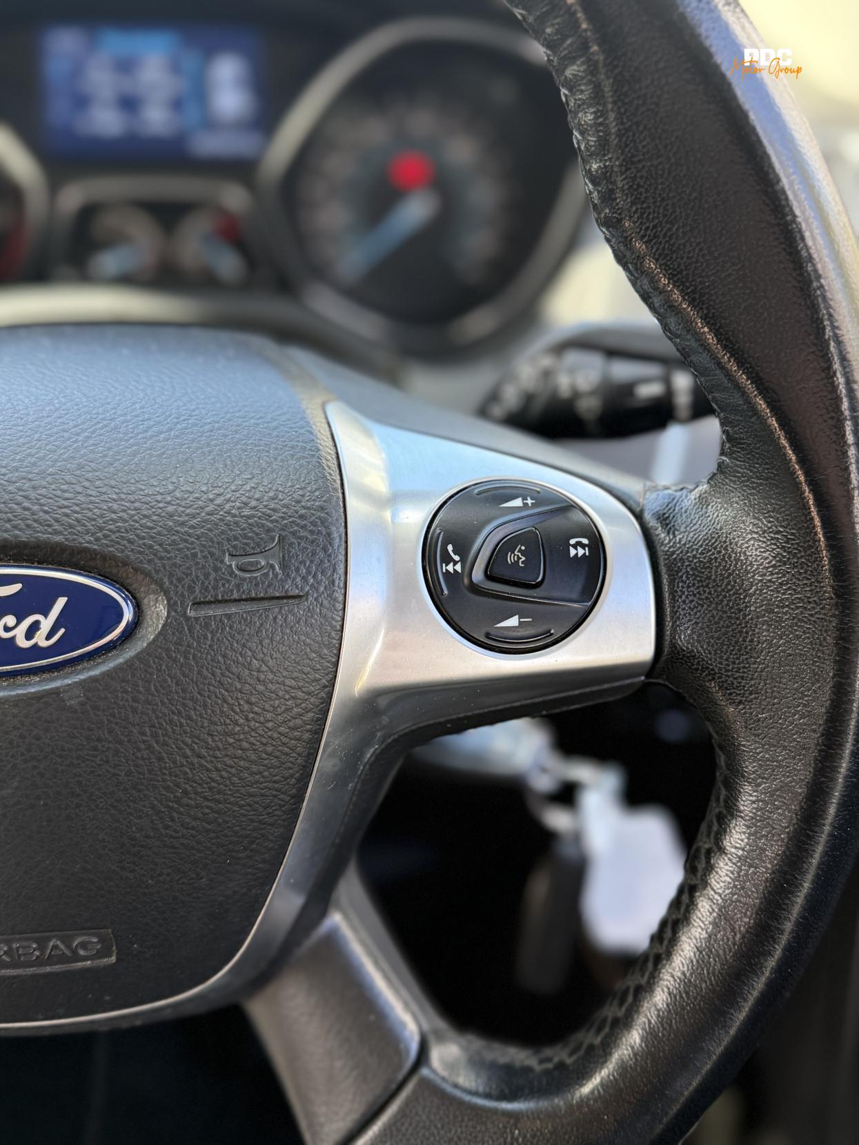 Ford Focus 1.0T EcoBoost Zetec Navigator Hatchback 5dr Petrol Manual Euro 5 (s/s) (100 ps)