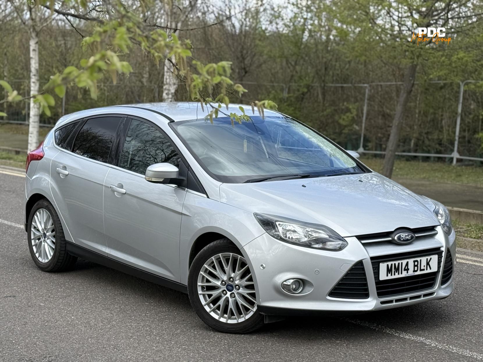 Ford Focus 1.0T EcoBoost Zetec Navigator Hatchback 5dr Petrol Manual Euro 5 (s/s) (100 ps)