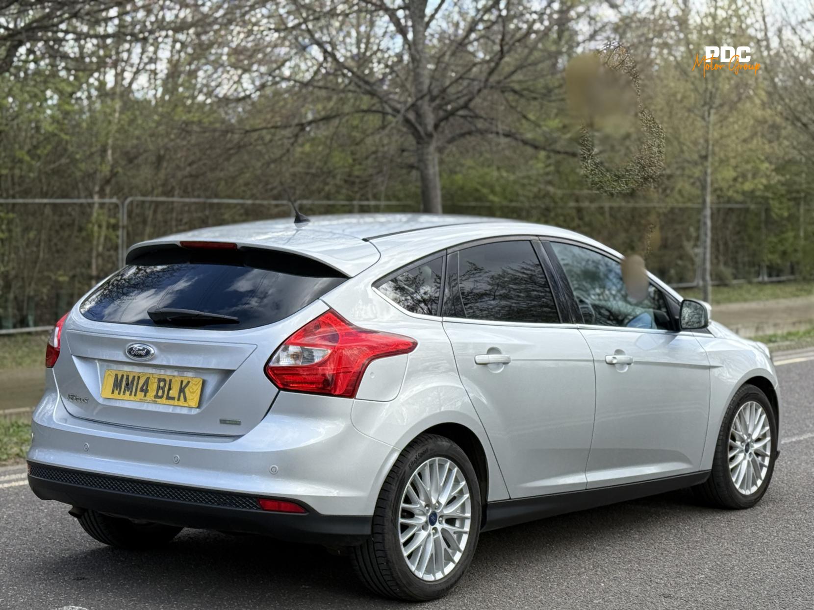 Ford Focus 1.0T EcoBoost Zetec Navigator Hatchback 5dr Petrol Manual Euro 5 (s/s) (100 ps)