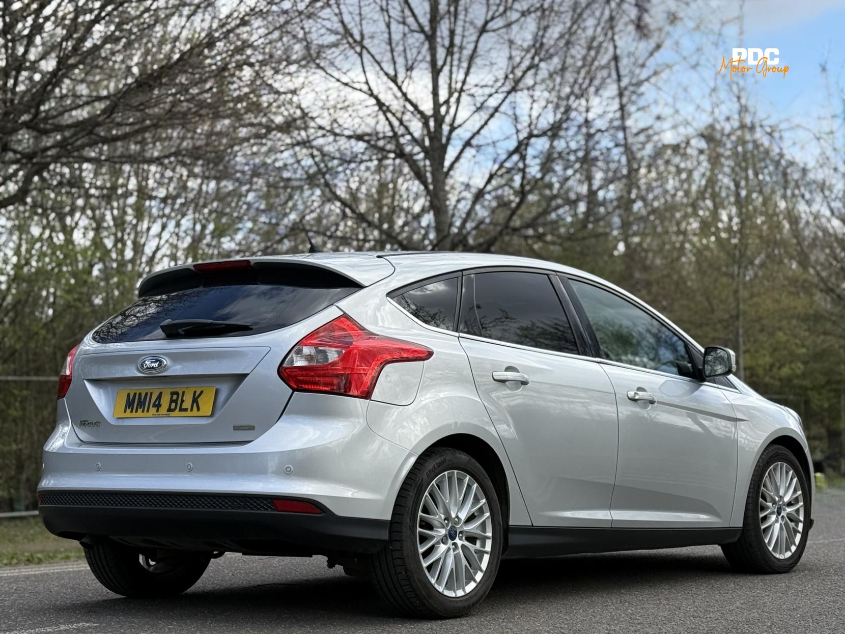 Ford Focus 1.0T EcoBoost Zetec Navigator Hatchback 5dr Petrol Manual Euro 5 (s/s) (100 ps)