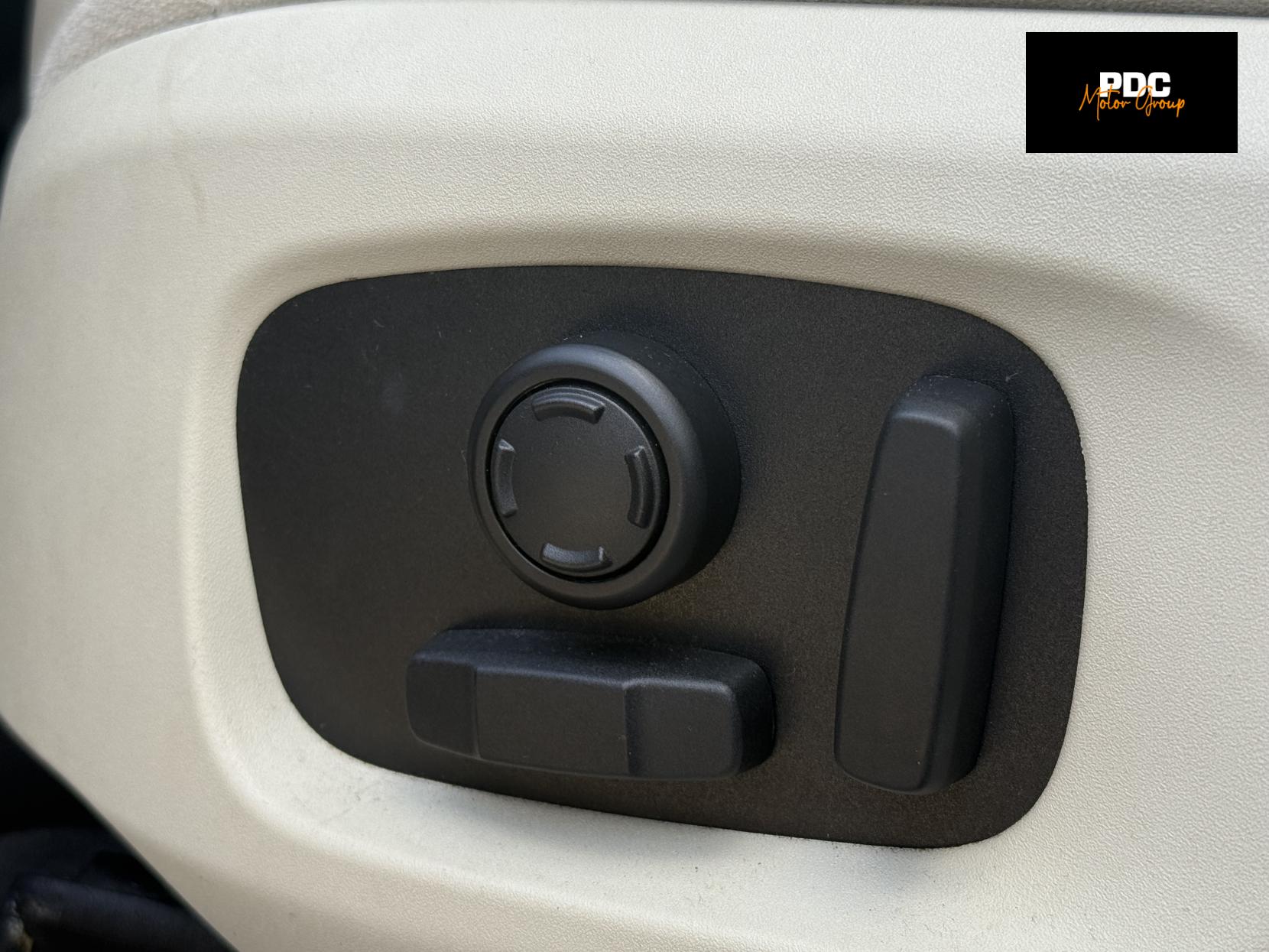 Land Rover Range Rover Evoque 2.0 TD4 HSE Dynamic SUV 5dr Diesel Auto 4WD Euro 6 (s/s) (180 ps)