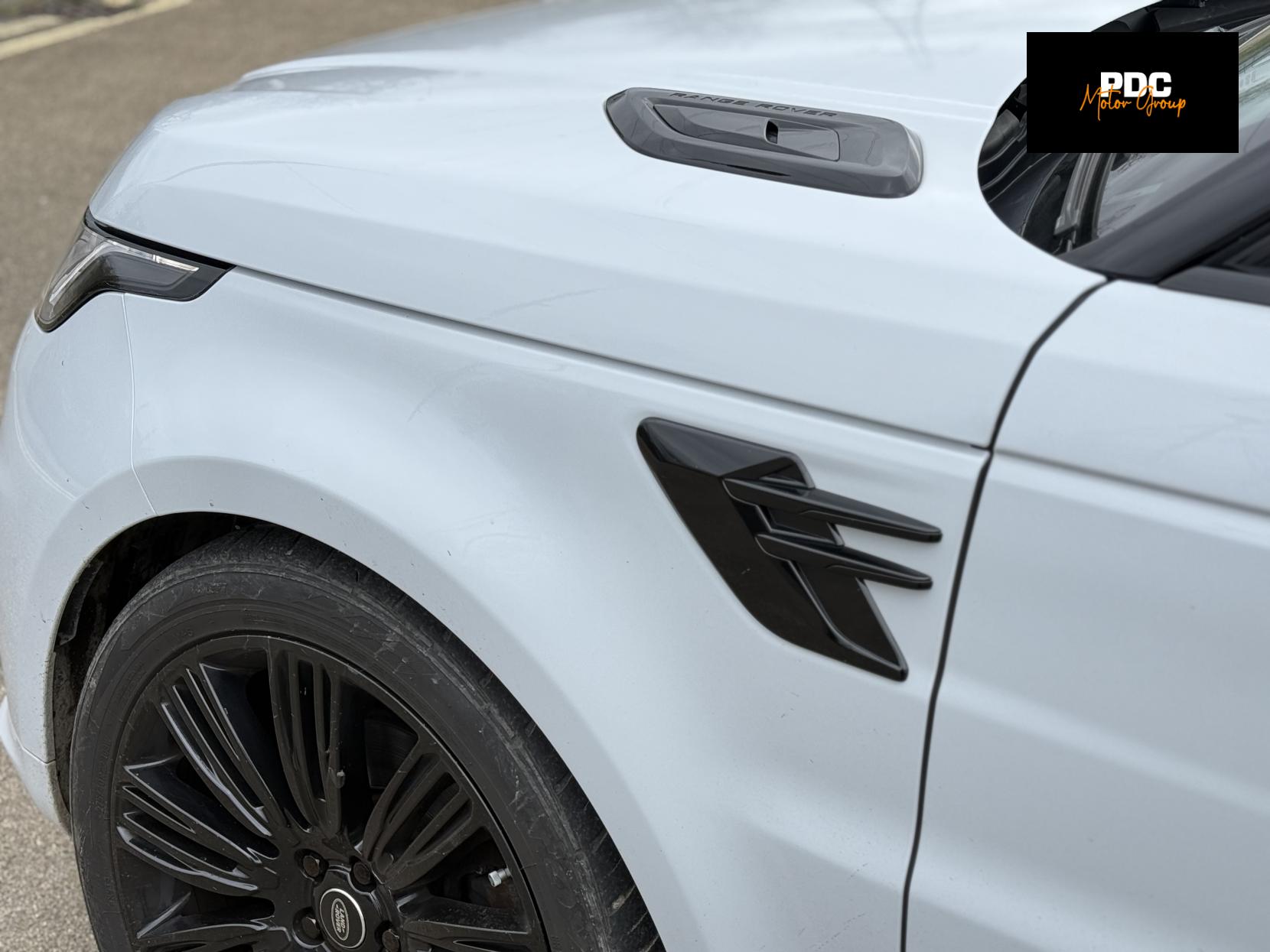 Land Rover Range Rover Sport 3.0 SD V6 HSE Dynamic SUV 5dr Diesel Auto 4WD Euro 6 (s/s) (306 ps)