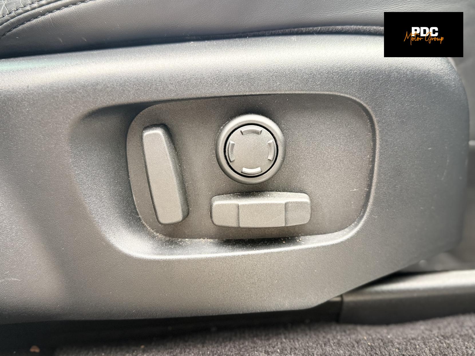 Land Rover Range Rover Sport 3.0 SD V6 HSE Dynamic SUV 5dr Diesel Auto 4WD Euro 6 (s/s) (306 ps)