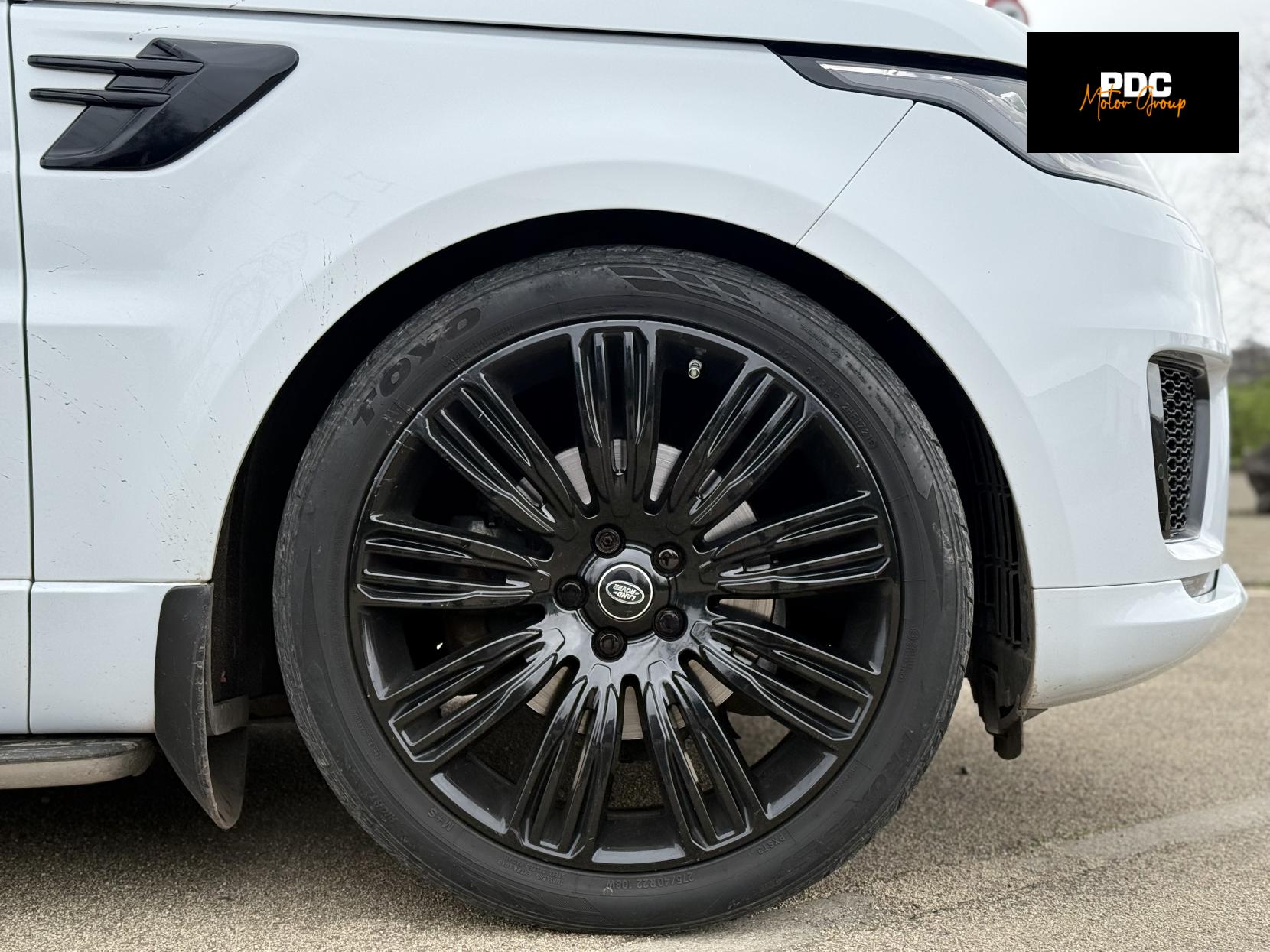 Land Rover Range Rover Sport 3.0 SD V6 HSE Dynamic SUV 5dr Diesel Auto 4WD Euro 6 (s/s) (306 ps)