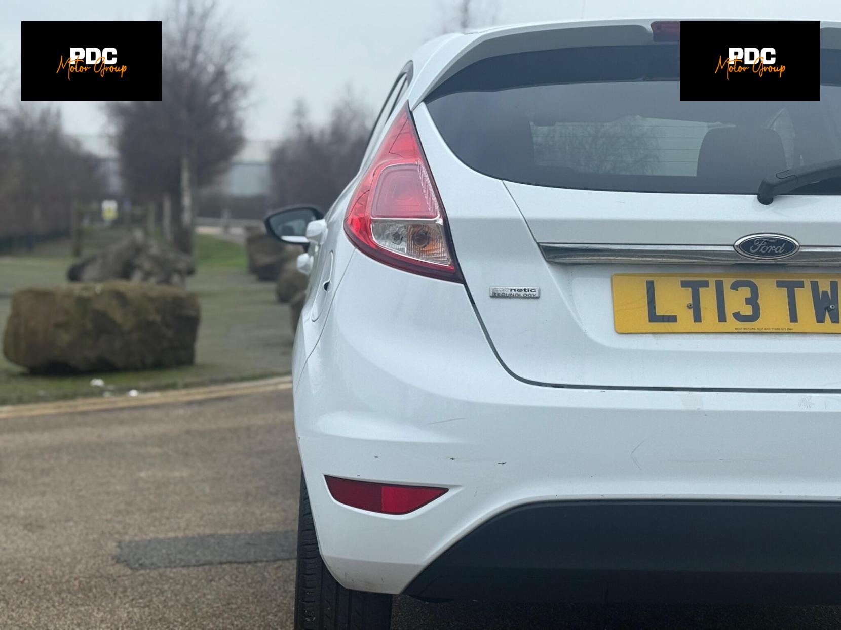 Ford Fiesta 1.0 Zetec Euro 5 (s/s) 5dr