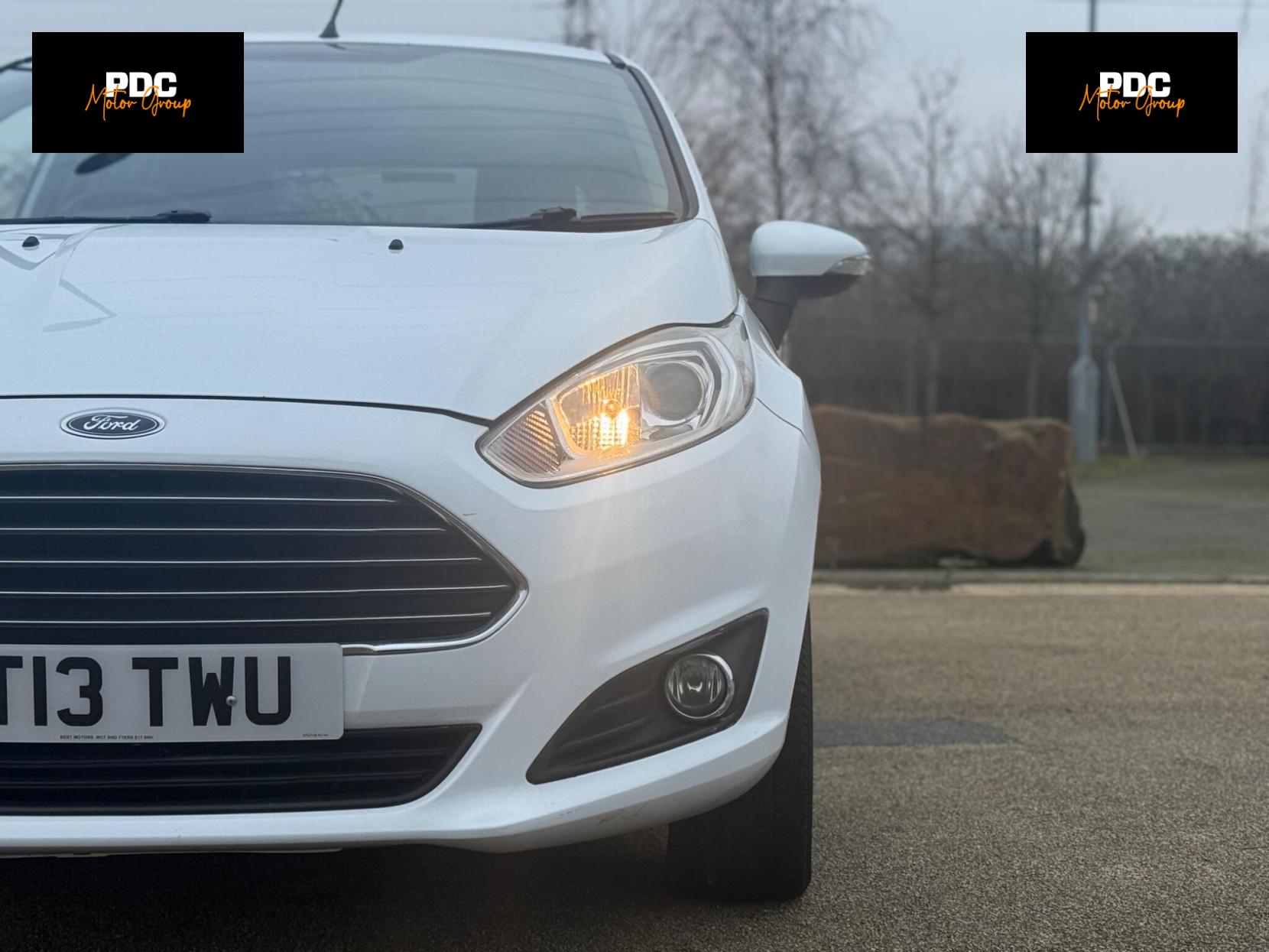 Ford Fiesta 1.0 Zetec Euro 5 (s/s) 5dr