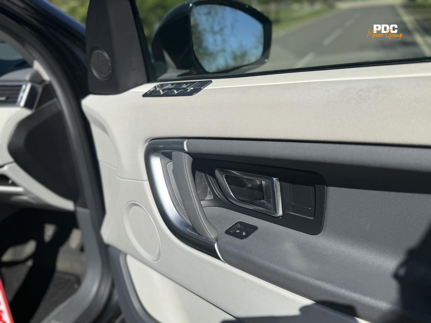 Land Rover Discovery Sport 2.0 TD4 SE Tech SUV 5dr Diesel Auto 4WD Euro 6 (s/s) (180 ps)