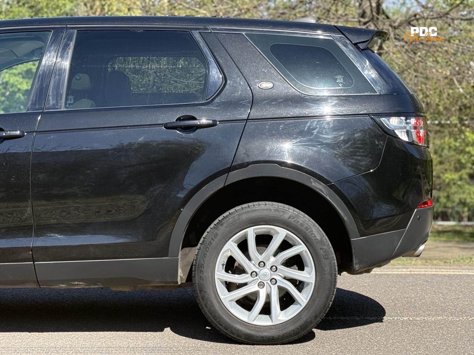 Land Rover Discovery Sport 2.0 TD4 SE Tech SUV 5dr Diesel Auto 4WD Euro 6 (s/s) (180 ps)