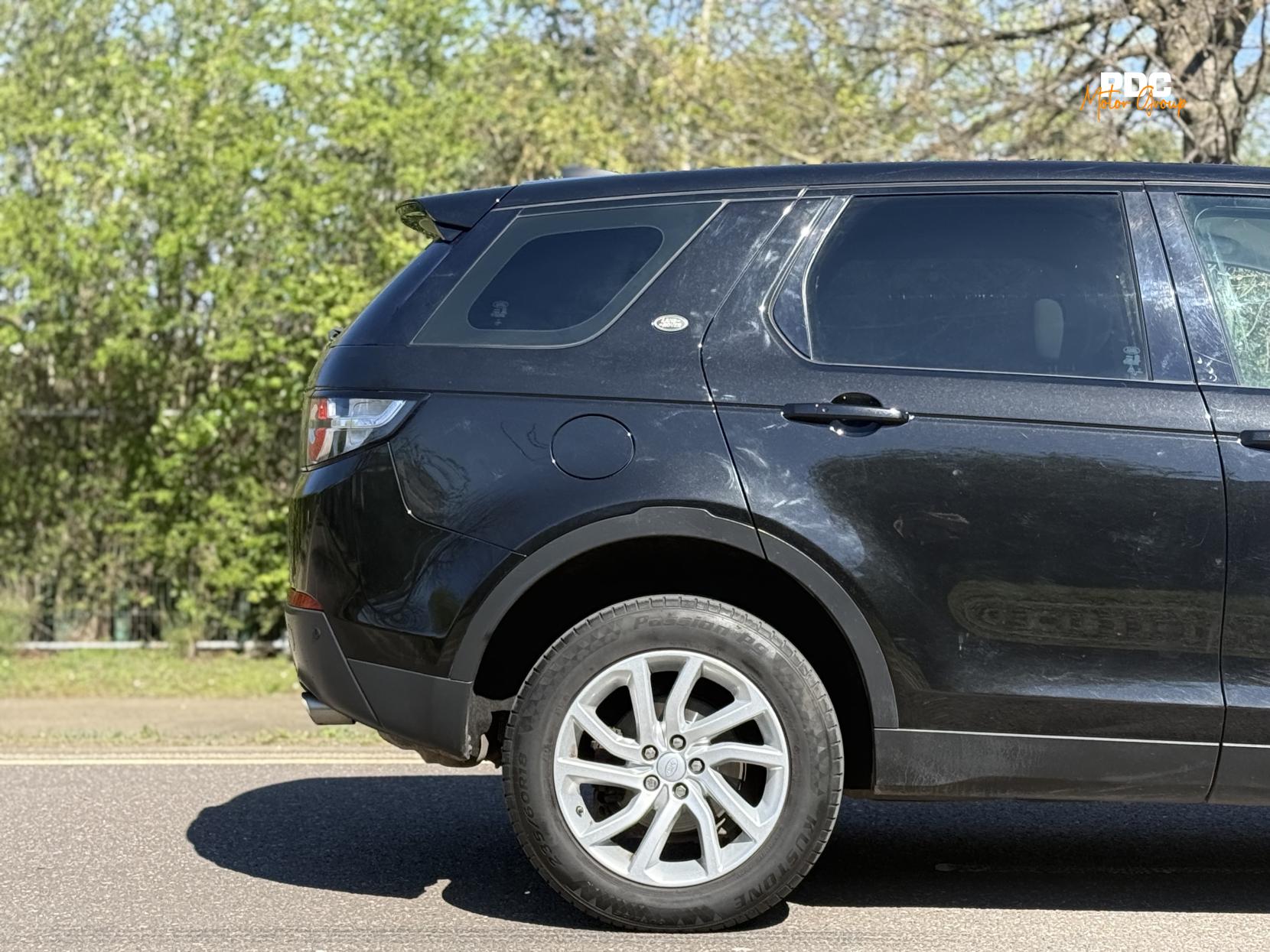 Land Rover Discovery Sport 2.0 TD4 SE Tech SUV 5dr Diesel Auto 4WD Euro 6 (s/s) (180 ps)