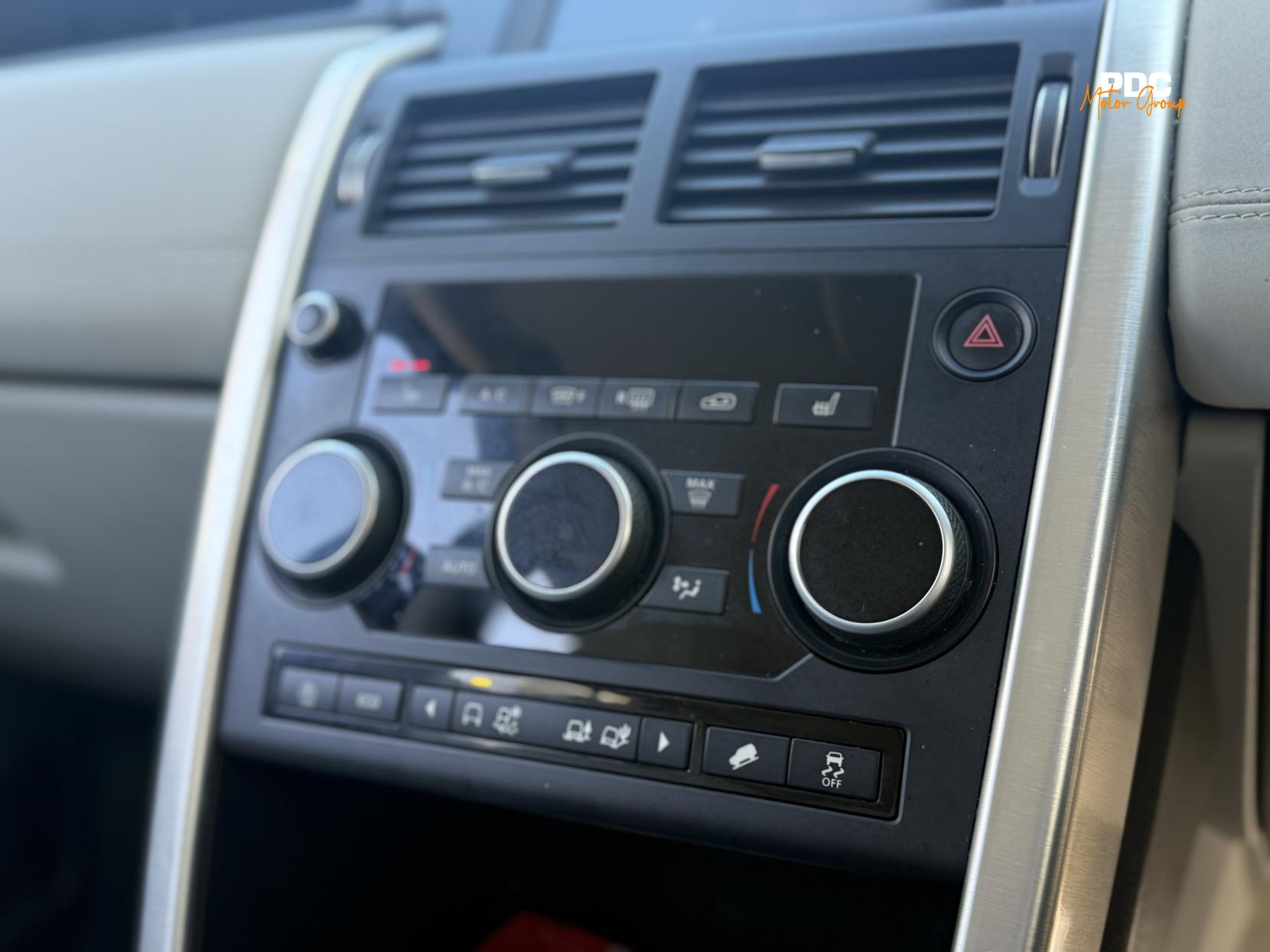 Land Rover Discovery Sport 2.0 TD4 SE Tech SUV 5dr Diesel Auto 4WD Euro 6 (s/s) (180 ps)