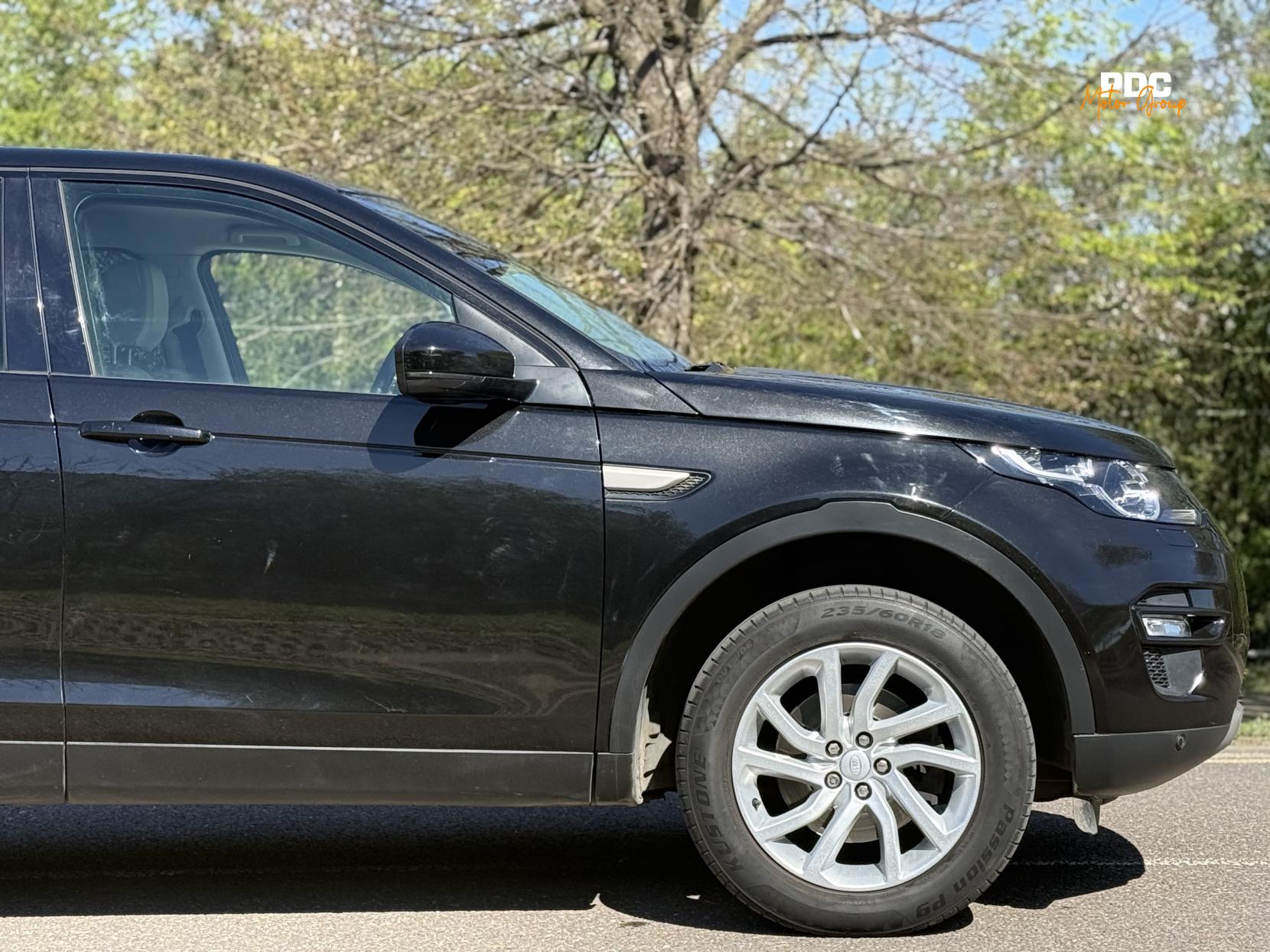 Land Rover Discovery Sport 2.0 TD4 SE Tech SUV 5dr Diesel Auto 4WD Euro 6 (s/s) (180 ps)