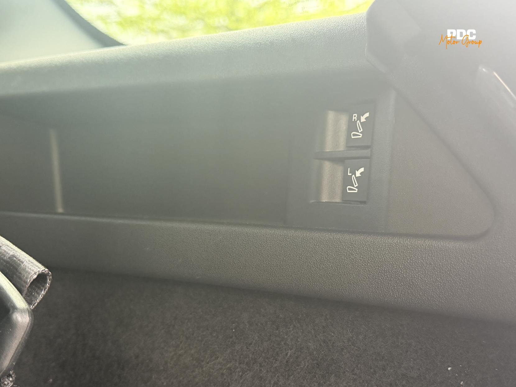 Land Rover Discovery Sport 2.0 TD4 Landmark SUV 5dr Diesel Auto 4WD Euro 6 (s/s) (180 ps)